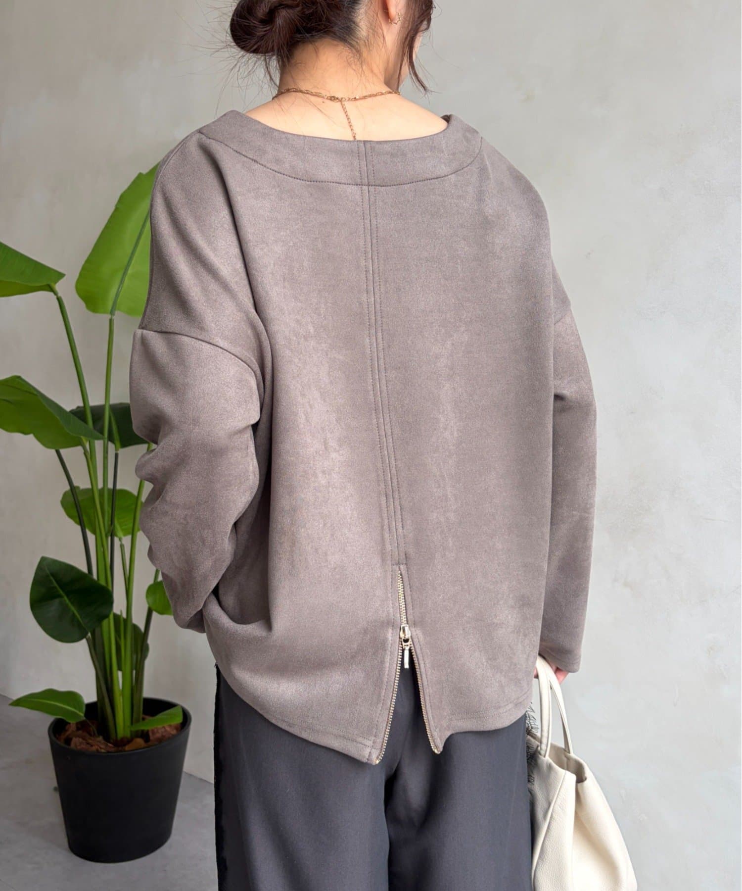 Jena　espace merveilleux(ジェナ　エスパスメルヴェイユ) バックファスナースエードカットソー