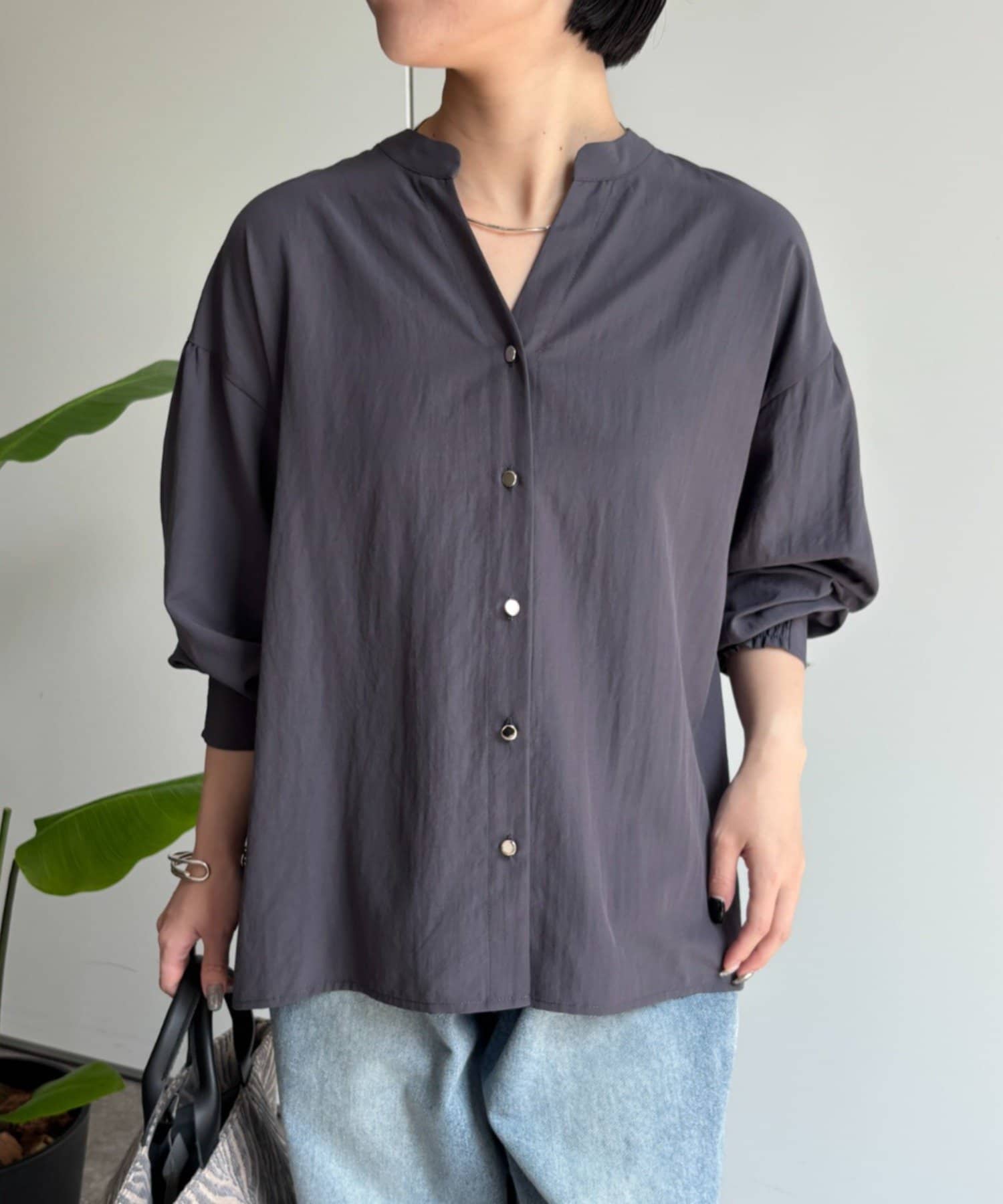 Jena　espace merveilleux(ジェナ　エスパスメルヴェイユ) バックチュールシャツ