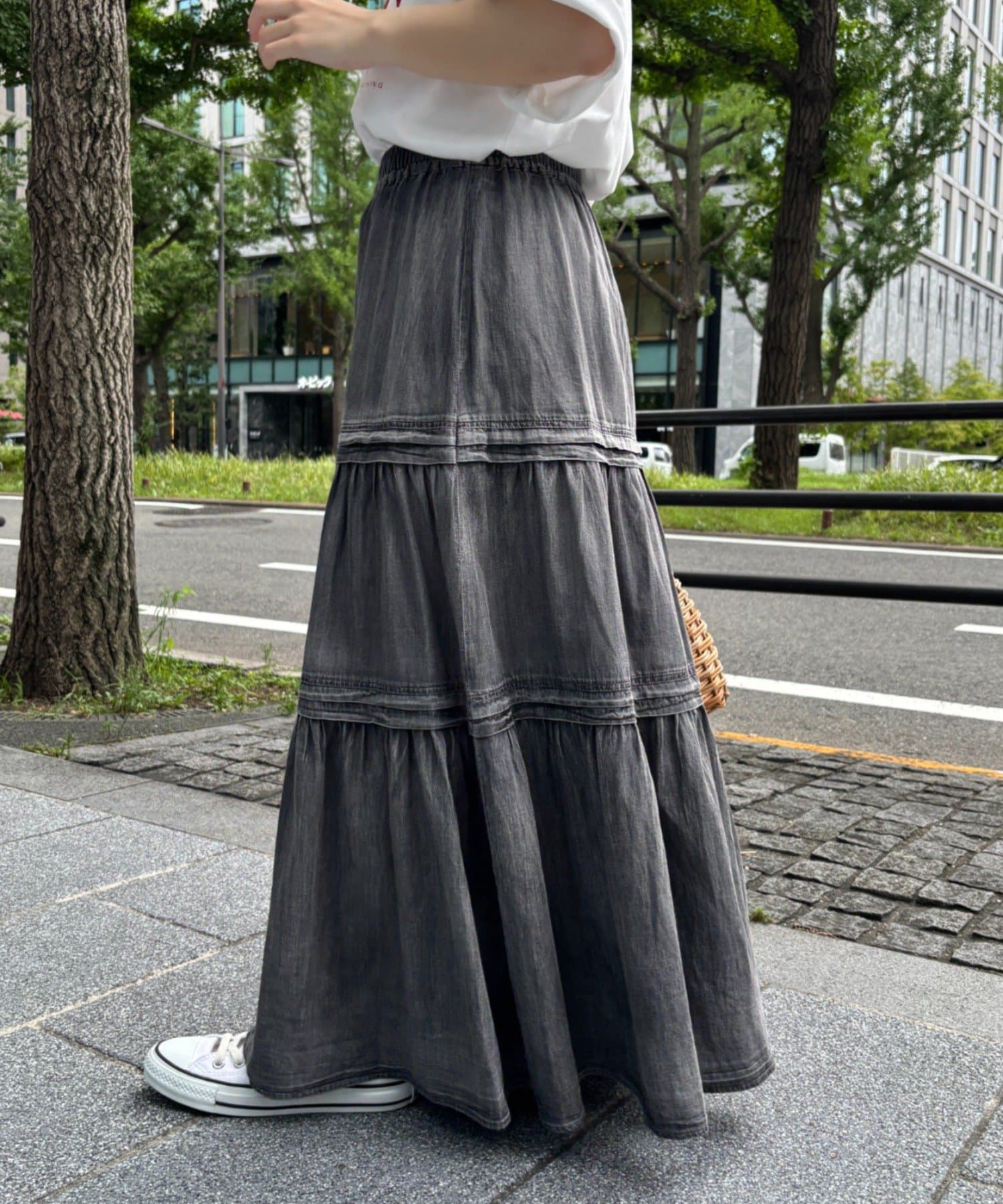 Jena　espace merveilleux(ジェナ　エスパスメルヴェイユ) シアーデニムティアードスカート