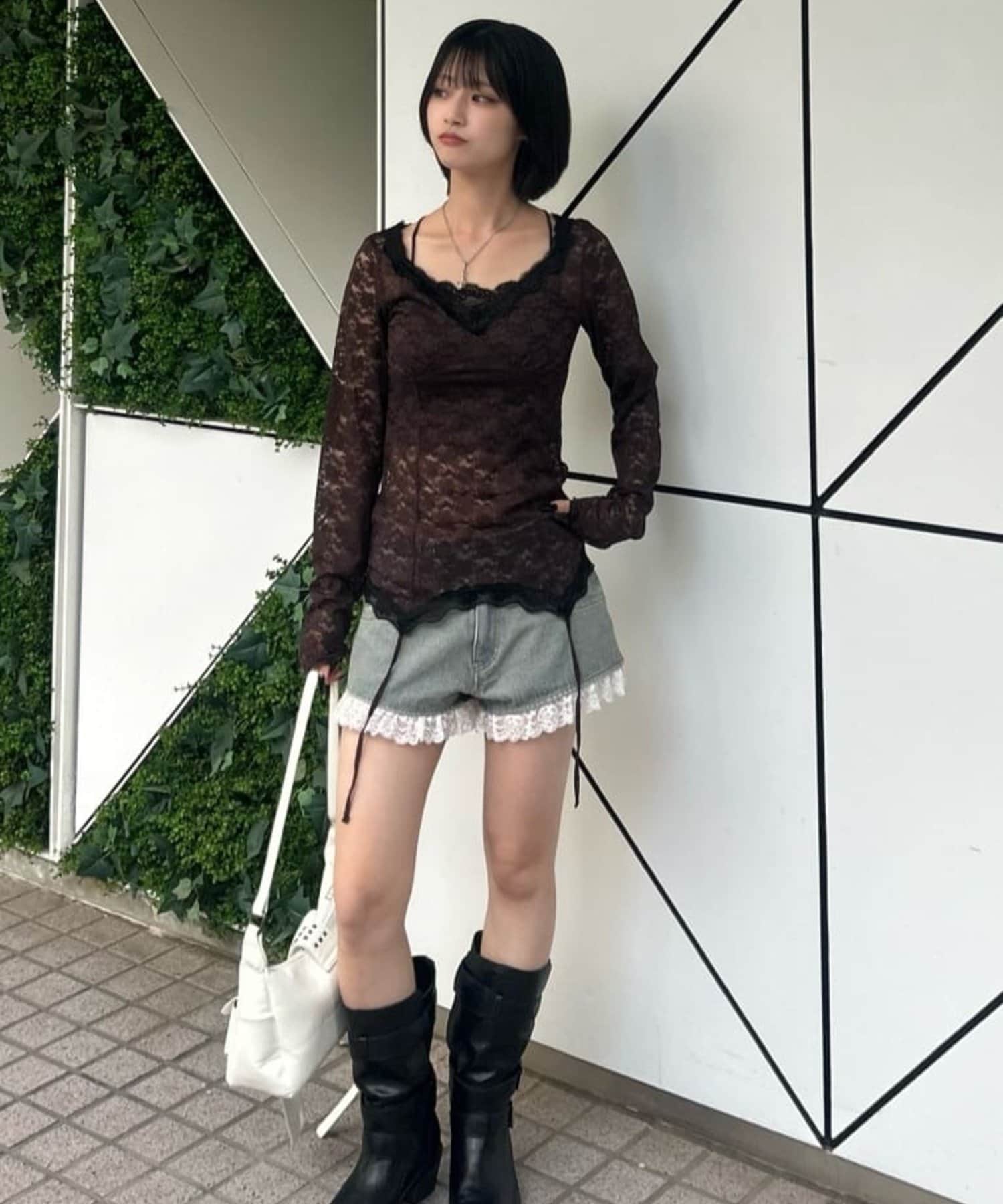 WHO’S WHO gallery(フーズフーギャラリー) 【26AW新色カラーあり】レースガータートップス
