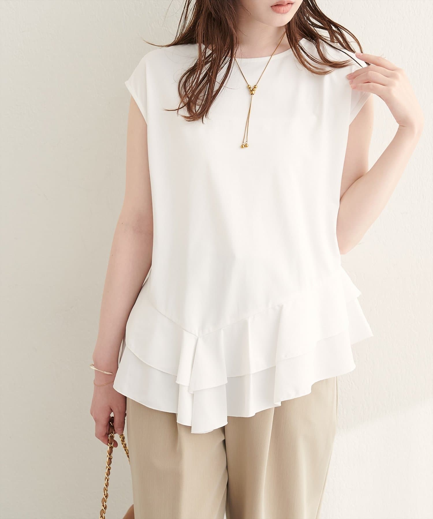 natural couture(ナチュラルクチュール) 裾口ラッフル切替フレンチスリーブTOPS