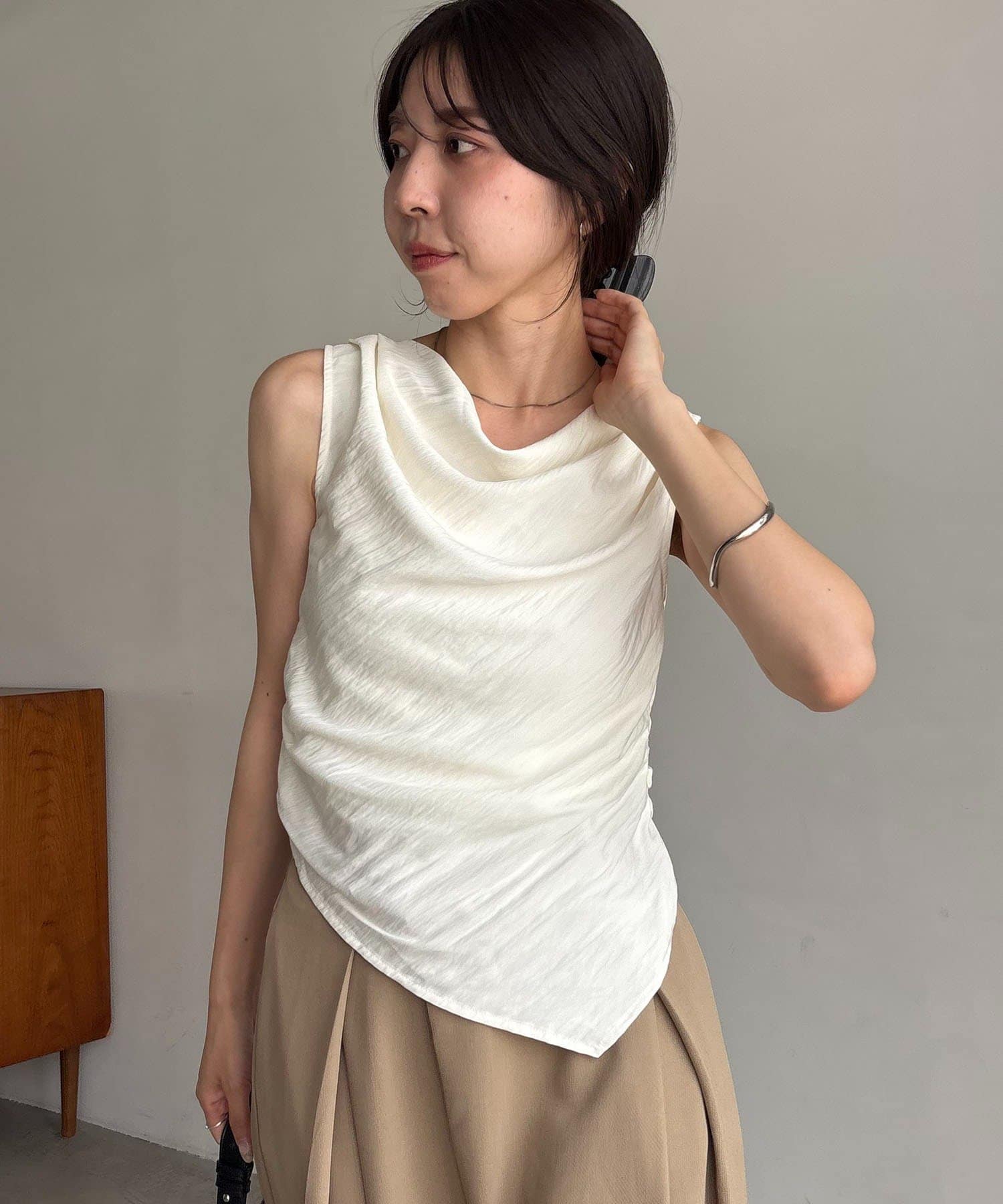 CAPRICIEUX LE'MAGE(カプリシュレマージュ) ドレープアシメブラウス
