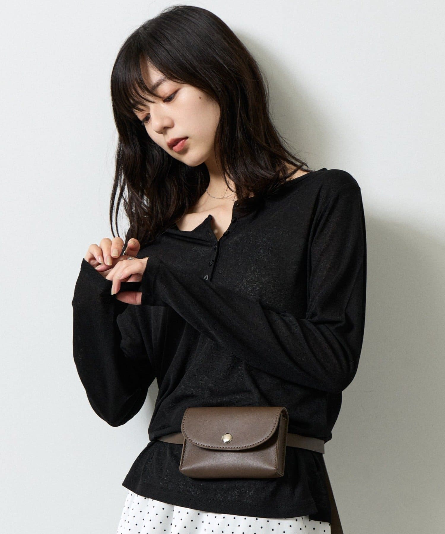 COLONY 2139(コロニー トゥーワンスリーナイン) シアーヘンリーネックTシャツ