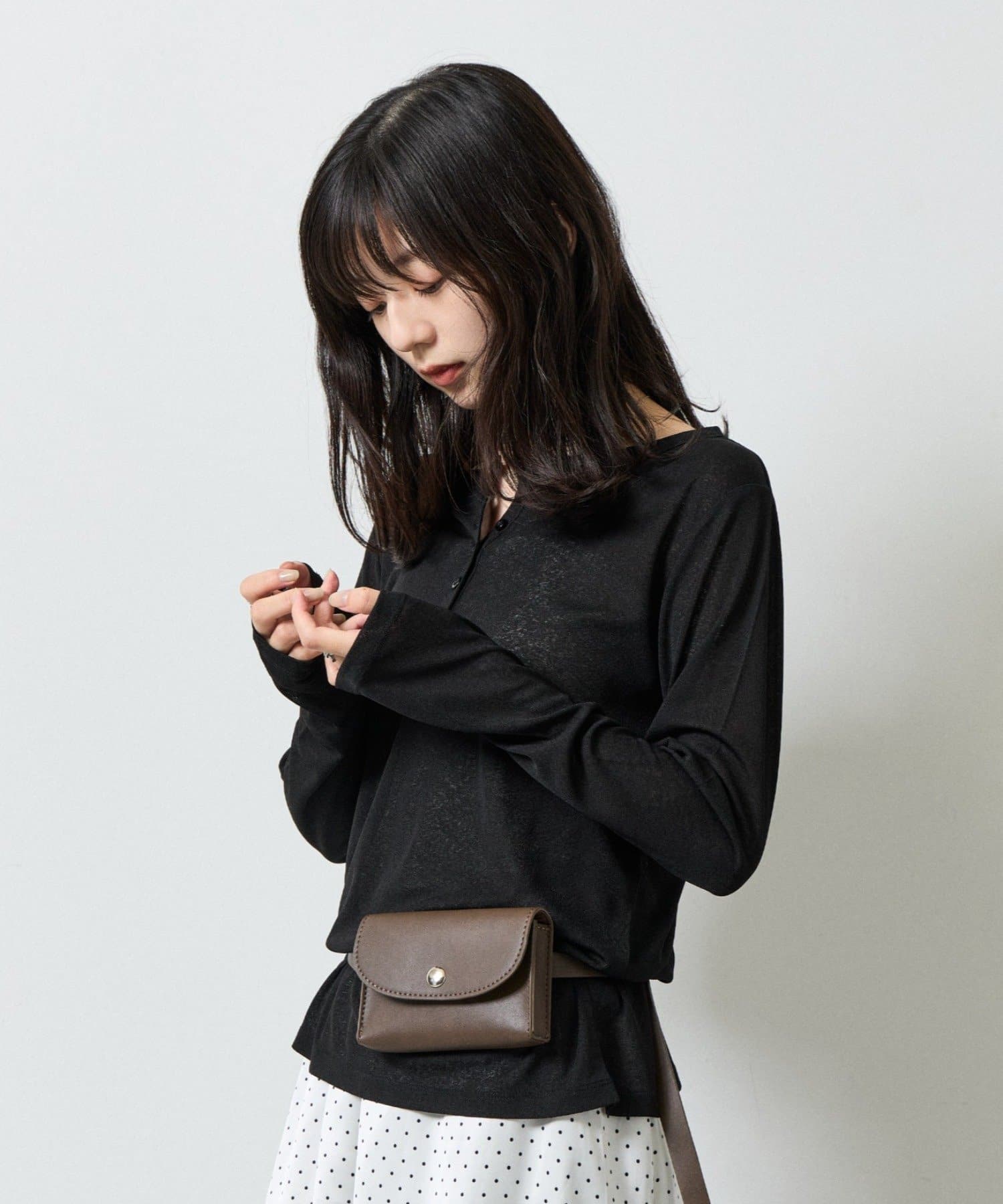 COLONY 2139(コロニー トゥーワンスリーナイン) シアーヘンリーネックTシャツ