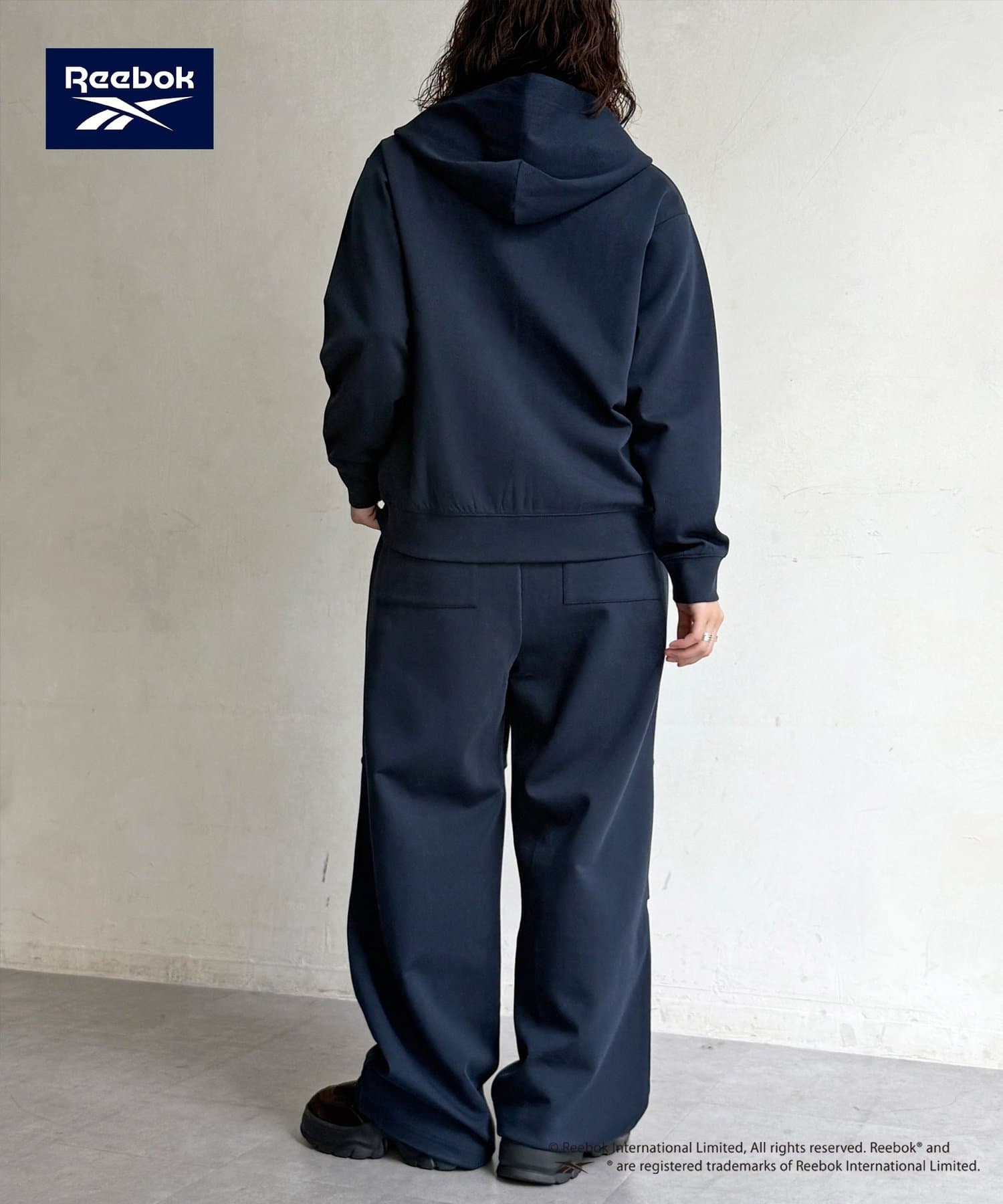 CPCM(シーピーシーエム) 【Reebok】ダンボールジップパーカー