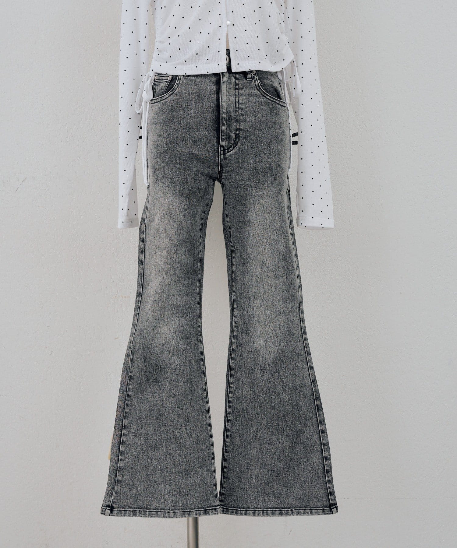 NICE CLAUP / OLIVE des OLIVE OUTLET(ナイスクラップ  / オリーブ デ オリーブ アウトレット) 【continue】SM展開ありレースアップリボンポケット付きセミフレアデニム