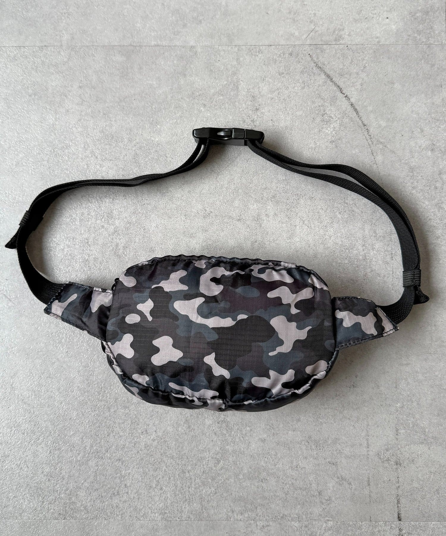 CPCM(シーピーシーエム) 【OUTDOOR PRODUCTS】カラーボディバッグ