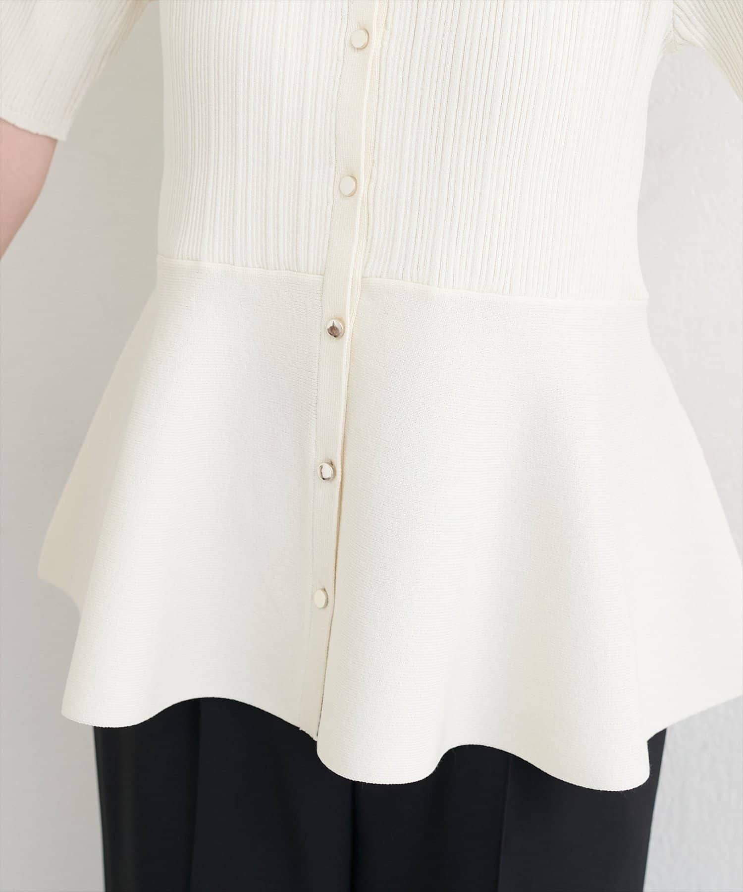 NICE CLAUP / OLIVE des OLIVE OUTLET(ナイスクラップ  / オリーブ デ オリーブ アウトレット) 【natural couture】ランダムリブ５分袖ペプラムニットカーディガン