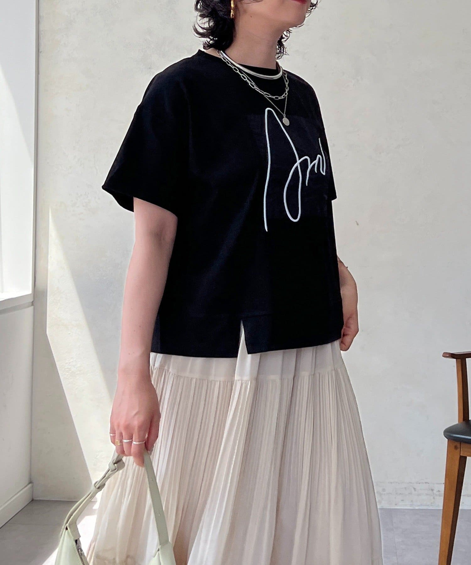 un dix cors(アンディコール) ART柄TEE