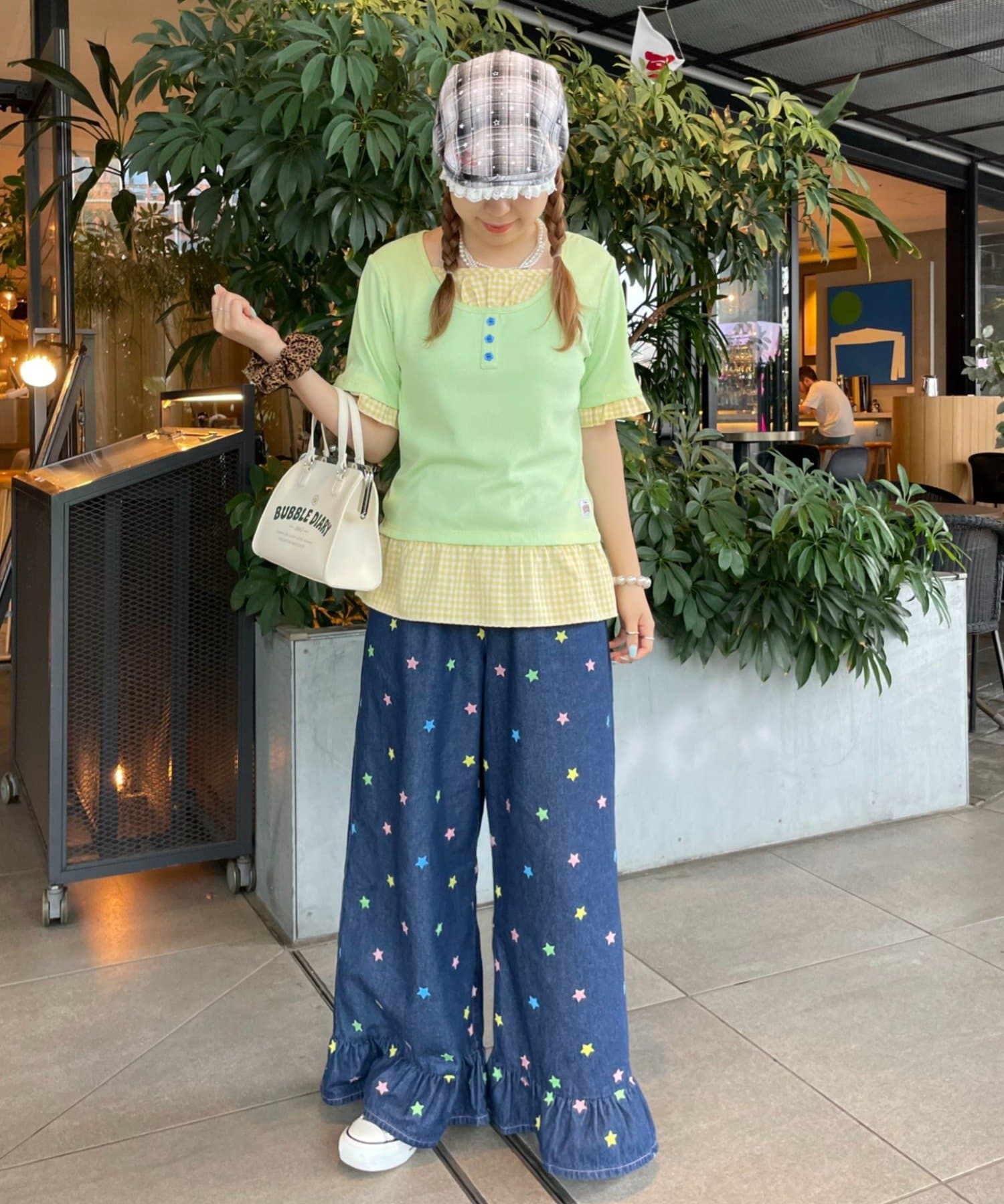 CIAOPANIC TYPY(チャオパニックティピー) 【HELLO.SANFRANCISCO】裾フリル星柄刺繍デニム
