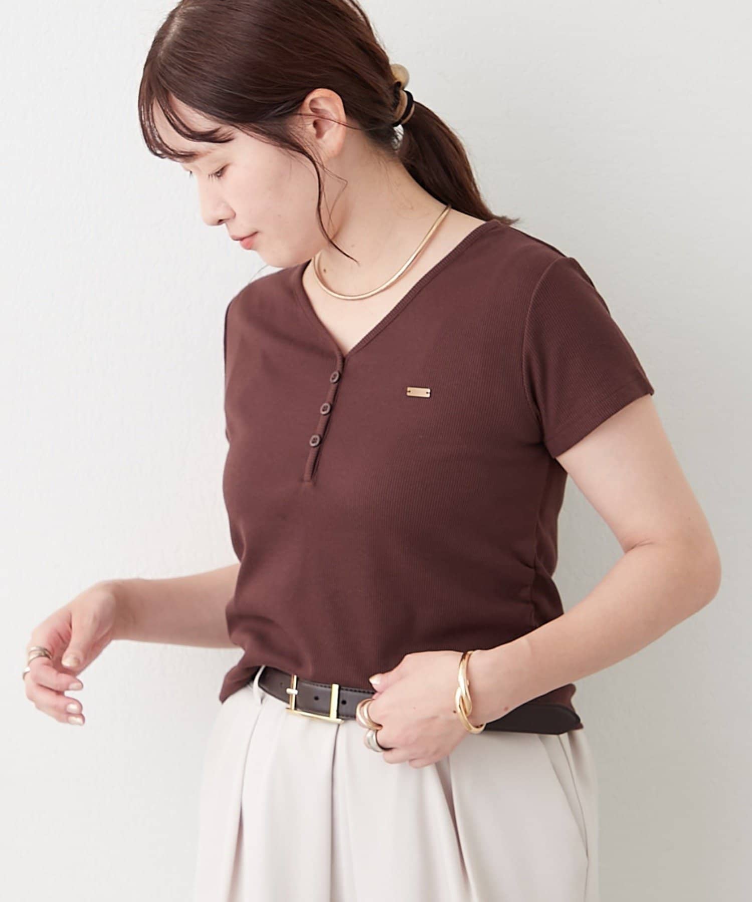 Remind me and forever(リマインドミーアンドフォーエバー) 【柔らかめなテレコ素材で伸縮性良好】ヘンリーVネックTシャツ