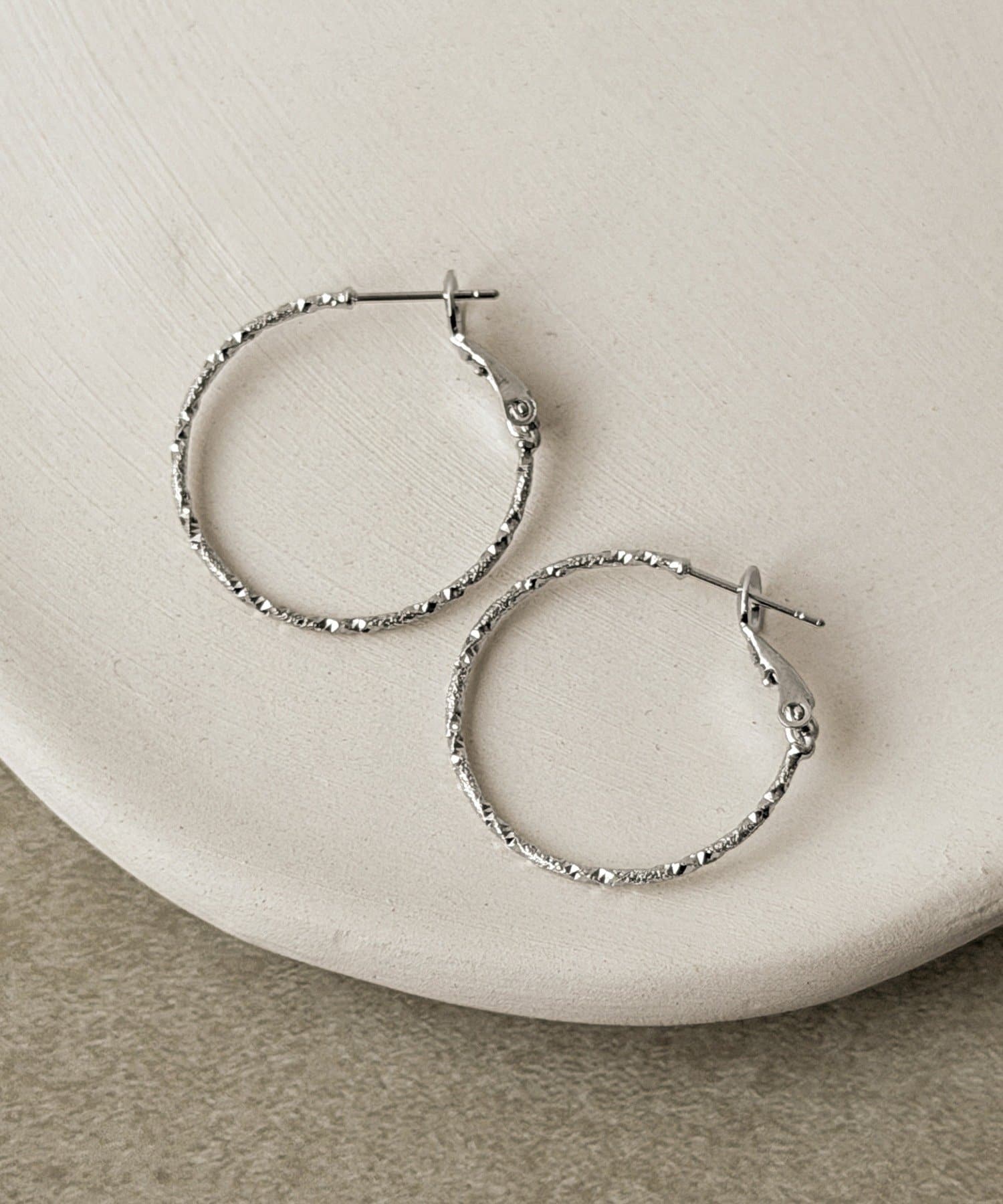 3COINS(スリーコインズ) カコウフープピアス