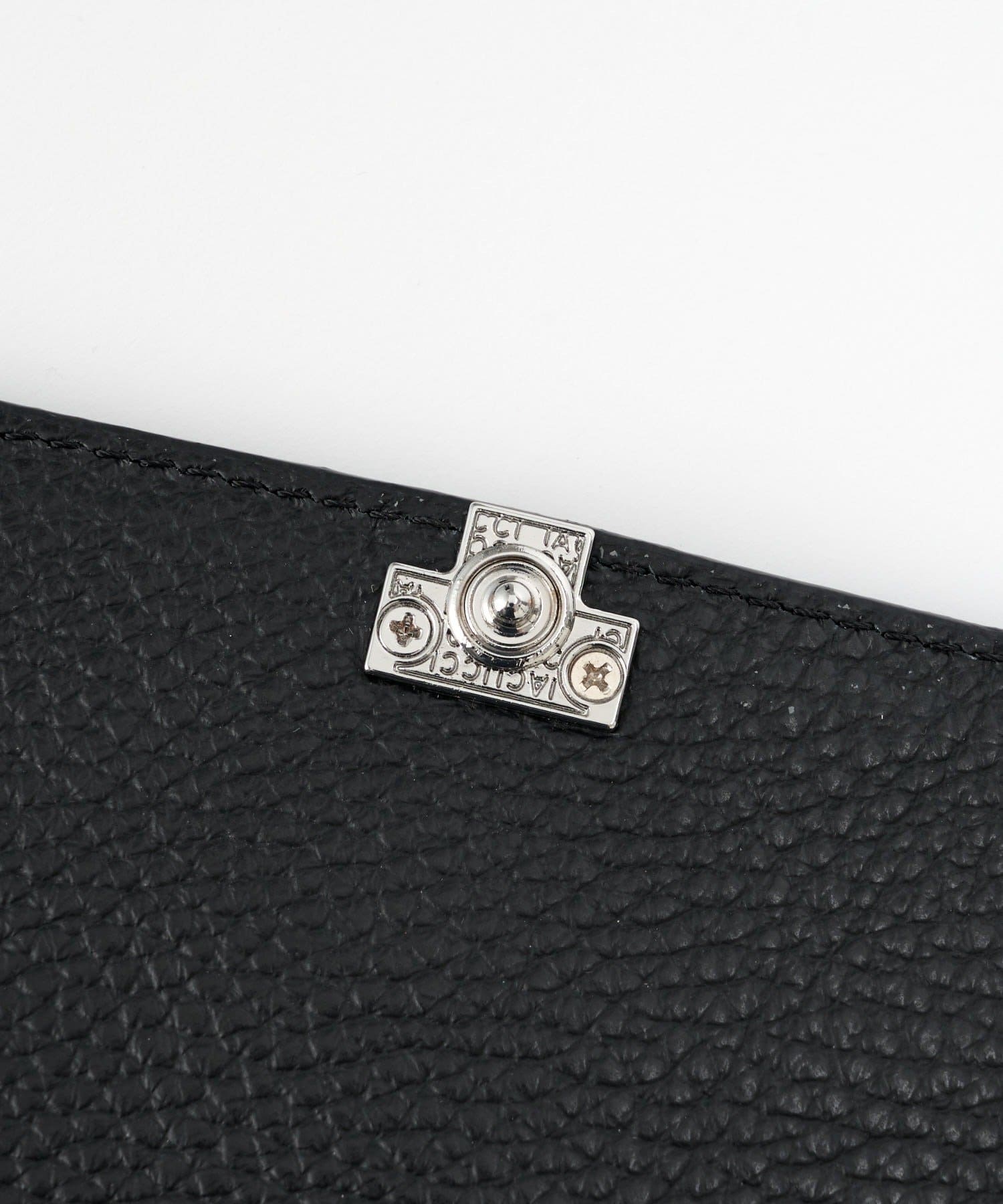 IACUCCI(イアクッチ) 【coming soon】アバ ウォレットショルダー CERVO