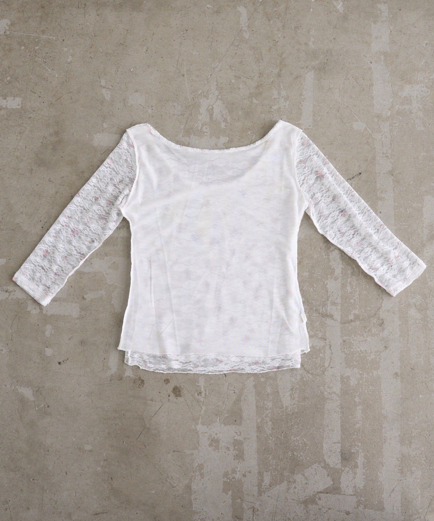 RAY CASSIN(レイカズン) レース花柄シアーロングTシャツ