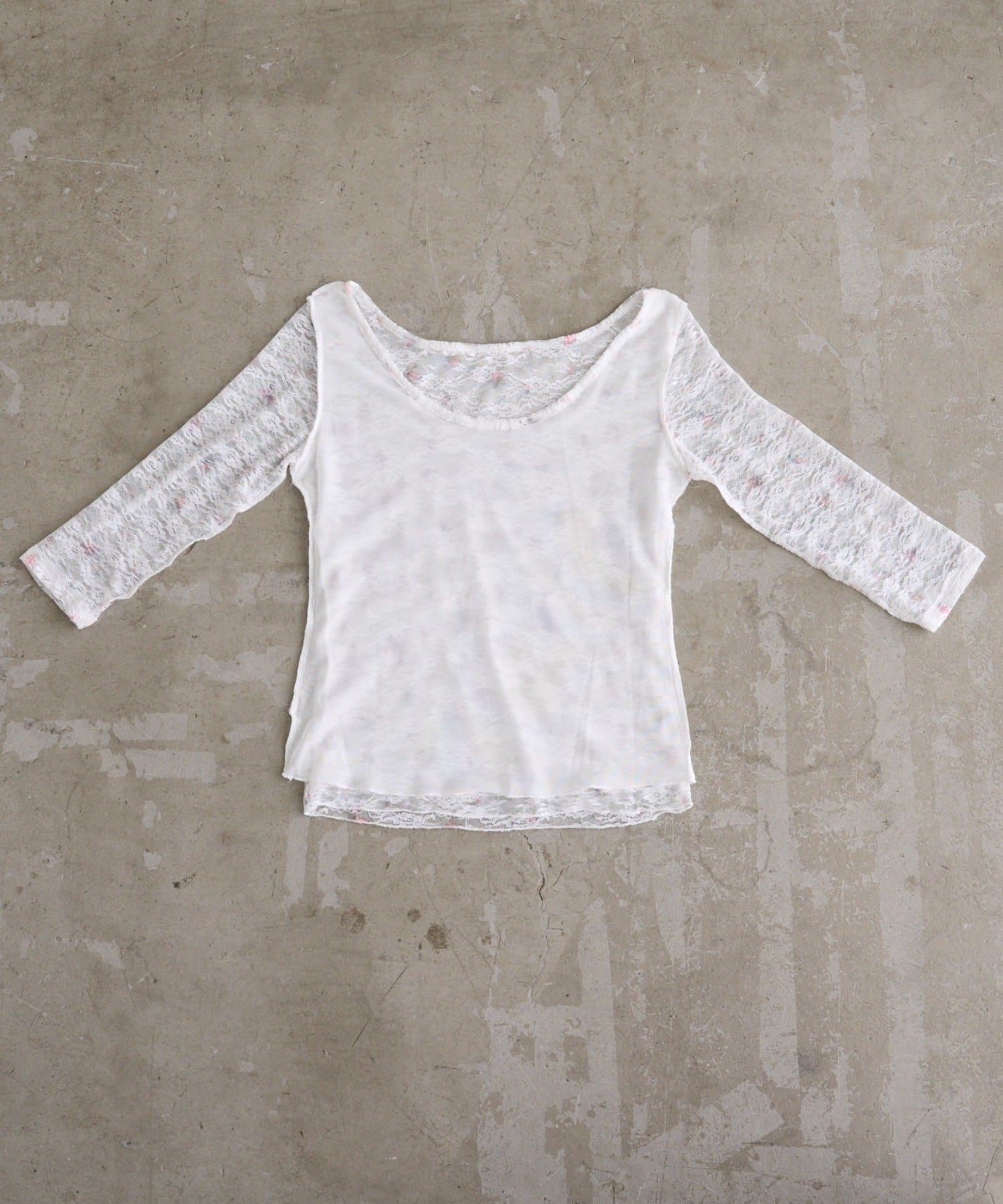 RAY CASSIN(レイカズン) レース花柄シアーロングTシャツ