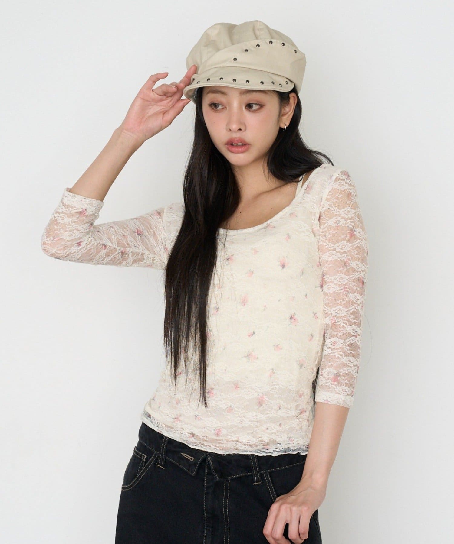 RAY CASSIN(レイカズン) レース花柄シアーロングTシャツ