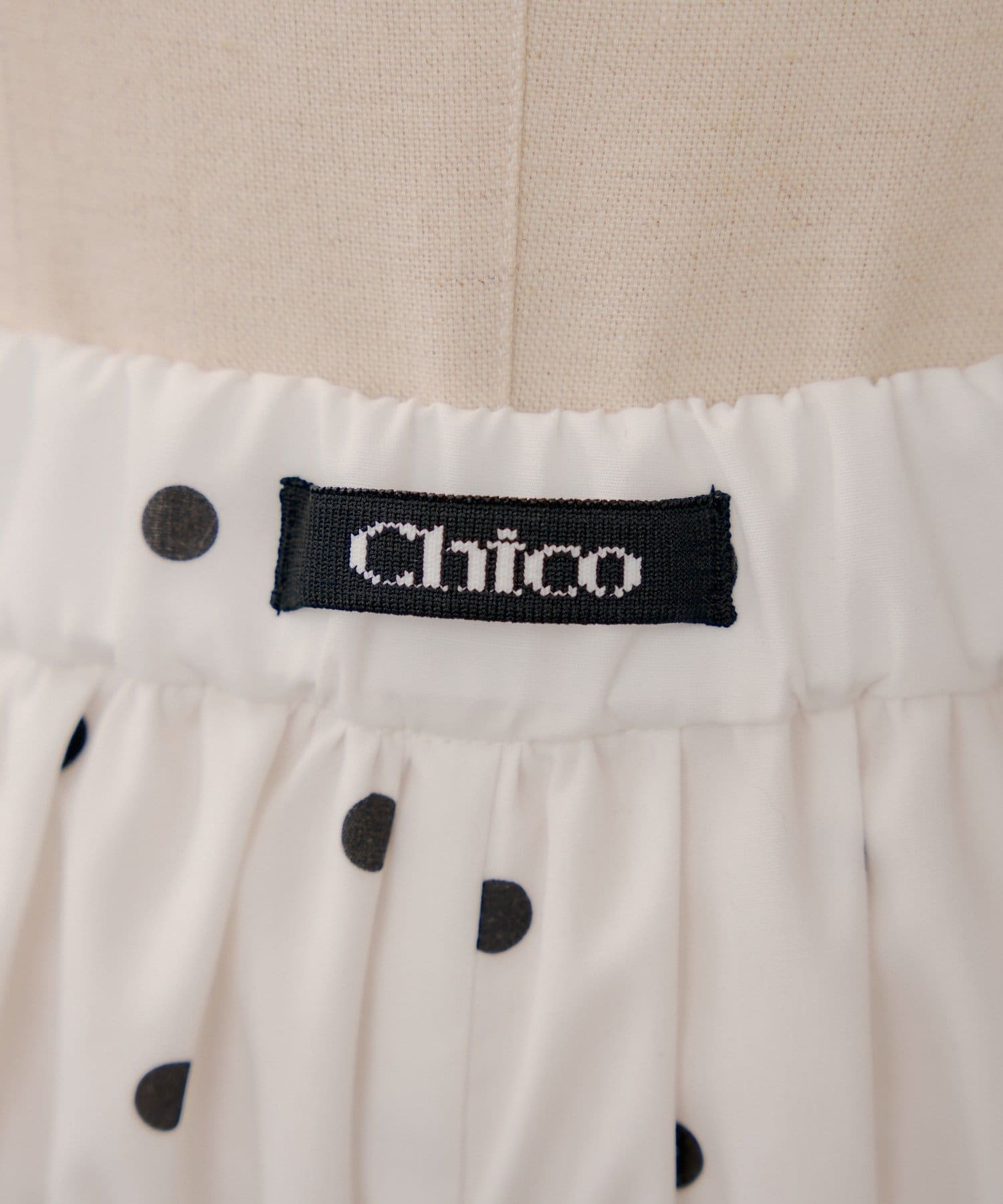 OUTLET(アウトレット) 【Chico】シャーリングバルーンショートパンツ