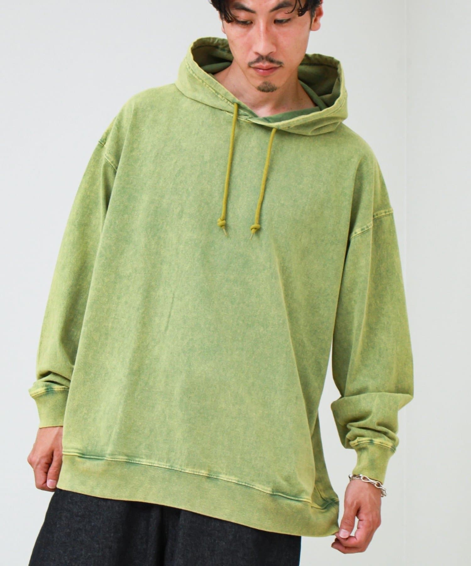 FREDY & GLOSTER(フレディ アンド グロスター) 【ロンT以上、パーカー未満】ケミカル加工 フードロンT