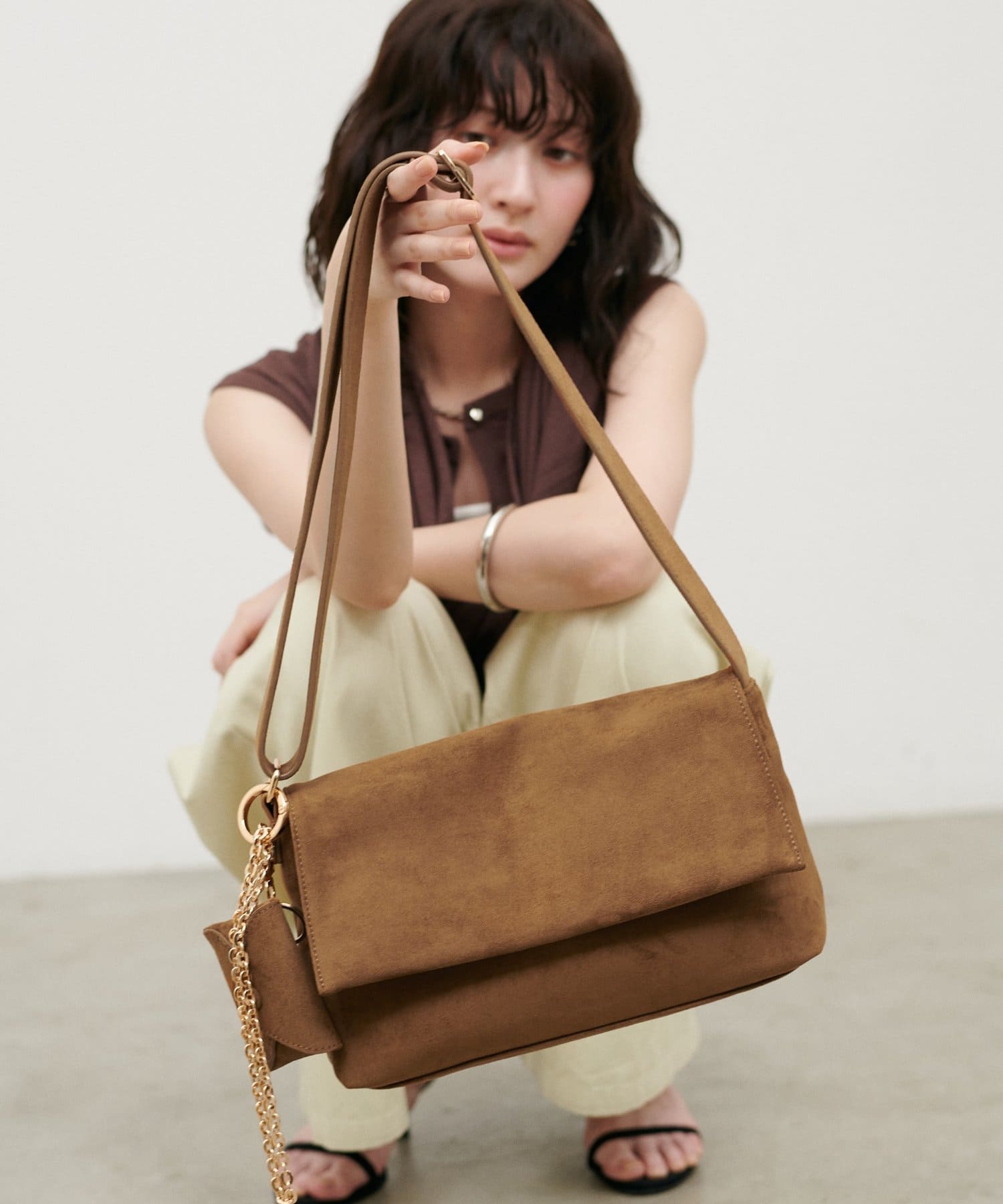 LARUTA(ラルータ) スクエアショルダーバッグ