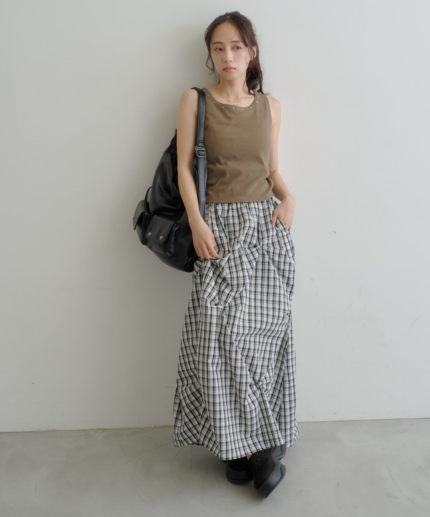 Kastane(カスタネ) 【7.18(土)12:00発売/無地&チェック】フラワータックロングスカート