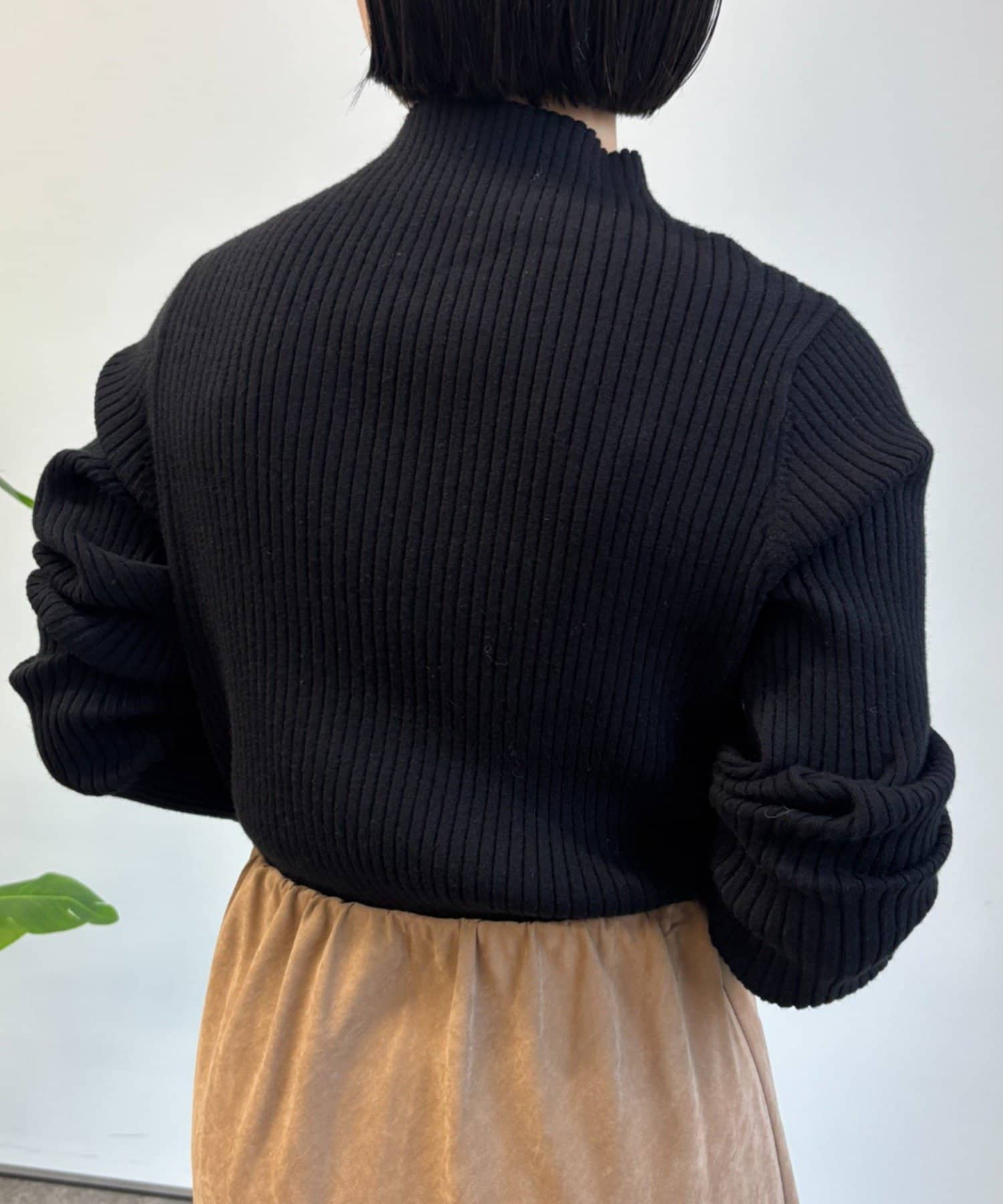 Jena　espace merveilleux(ジェナ　エスパスメルヴェイユ) 金ボタンリブニット