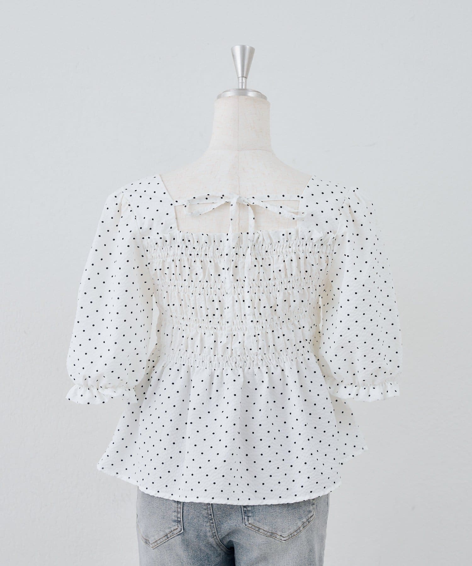 NICE CLAUP / OLIVE des OLIVE OUTLET(ナイスクラップ  / オリーブ デ オリーブ アウトレット) 【ANOTHER BRANCH】シャーリング後リボン付ブラウス