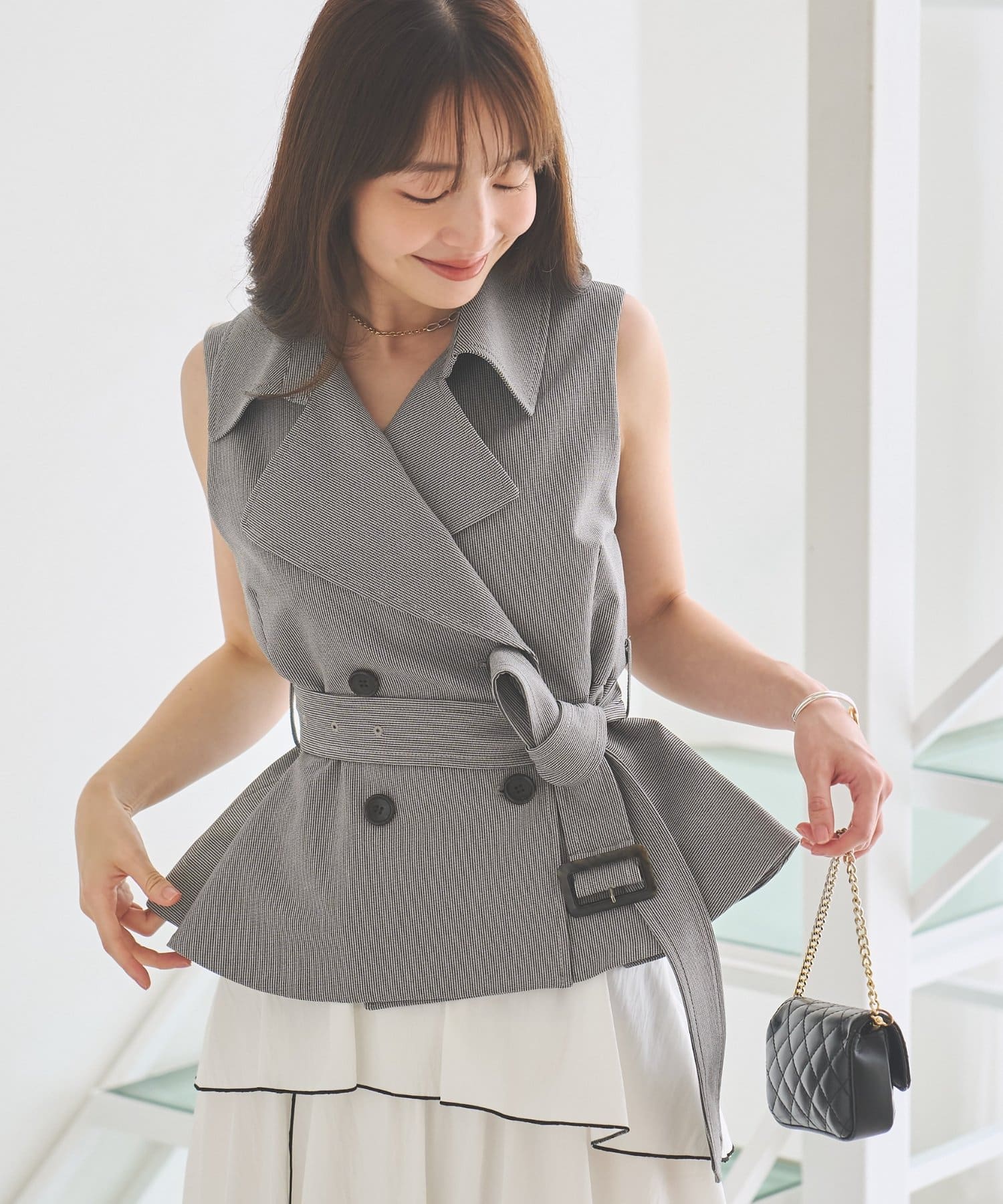 La boutique BonBon(ラブティックボンボン) ペプラムジレ
