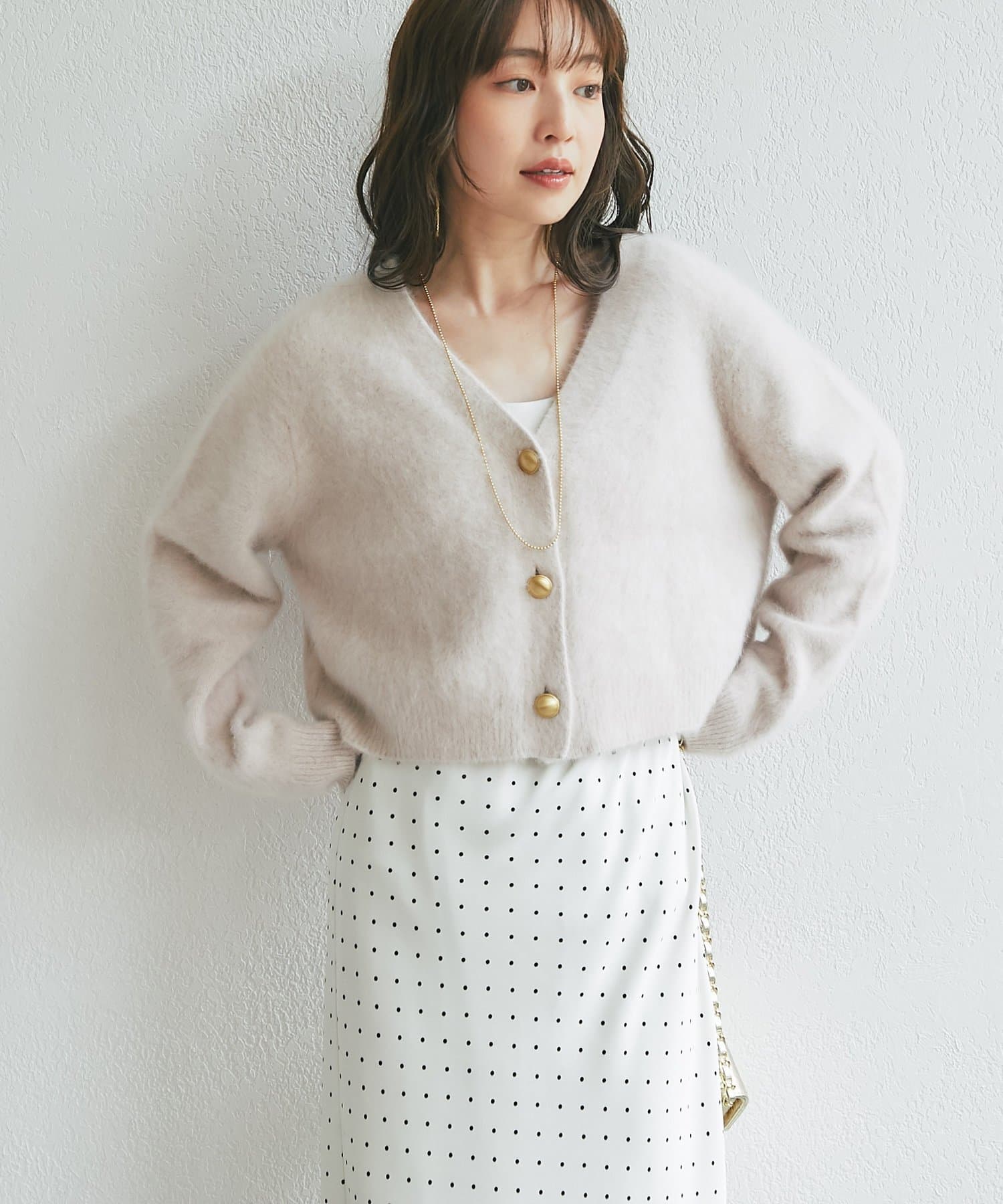 La boutique BonBon(ラブティックボンボン) ヘアリーウールカシミヤ混メタルボタンカーディガン