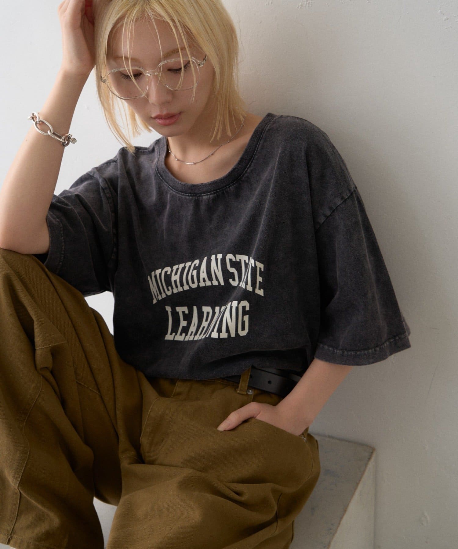 CIAOPANIC TYPY(チャオパニックティピー) ∴アシッドウォッシュカレッジロゴオーバーTee