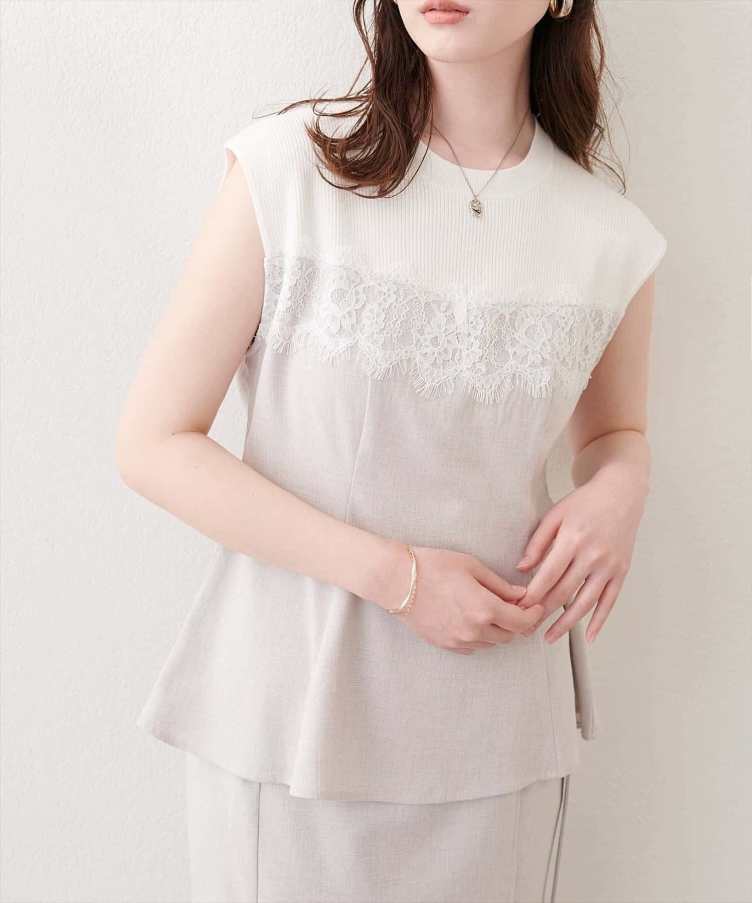 NICE CLAUP / OLIVE des OLIVE OUTLET(ナイスクラップ  / オリーブ デ オリーブ アウトレット) 【natural couture】レース切替ペプラムTOPS