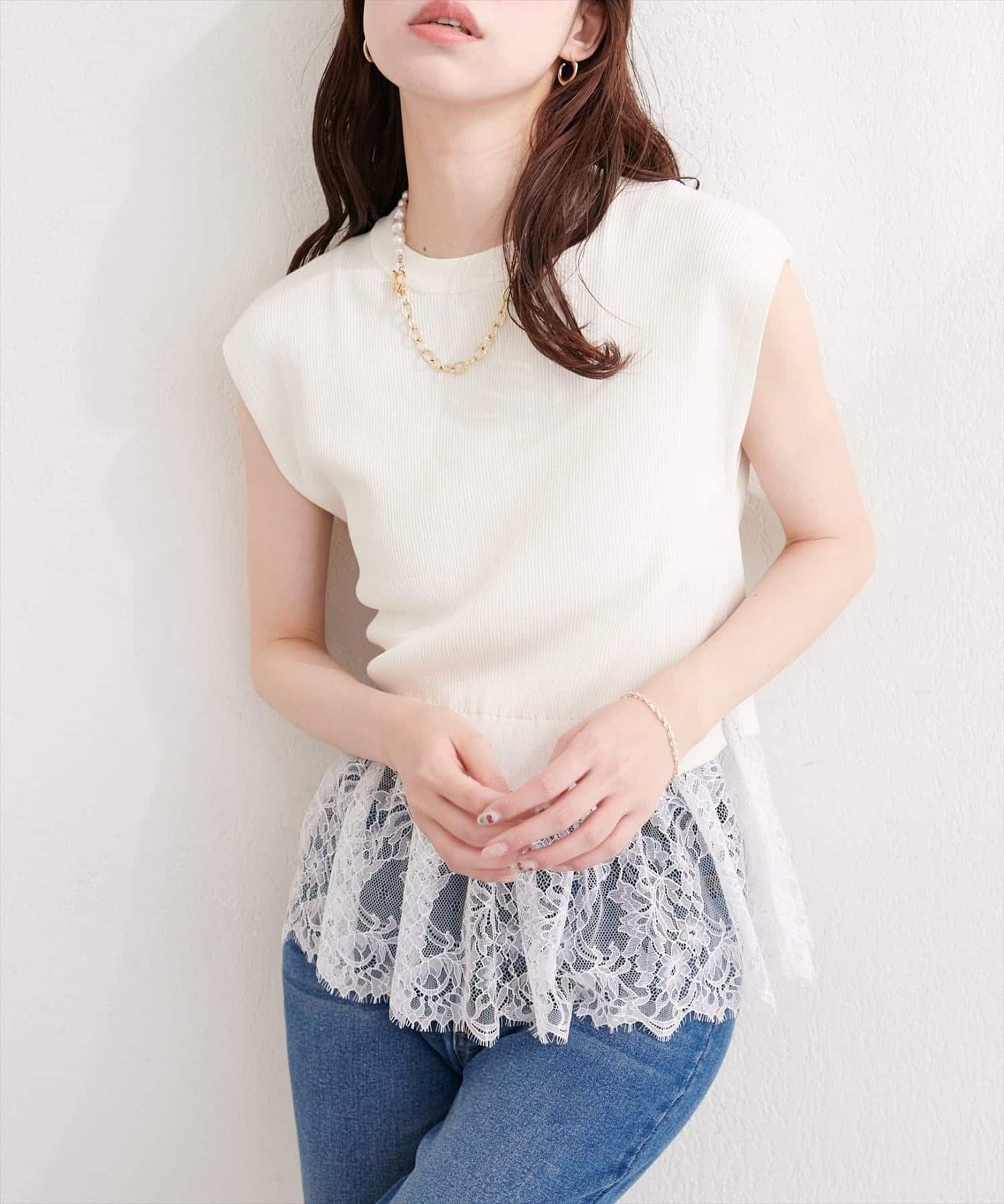 NICE CLAUP / OLIVE des OLIVE OUTLET(ナイスクラップ  / オリーブ デ オリーブ アウトレット) 【natural couture】裾レースフレンチスリーブニットプルオーバー