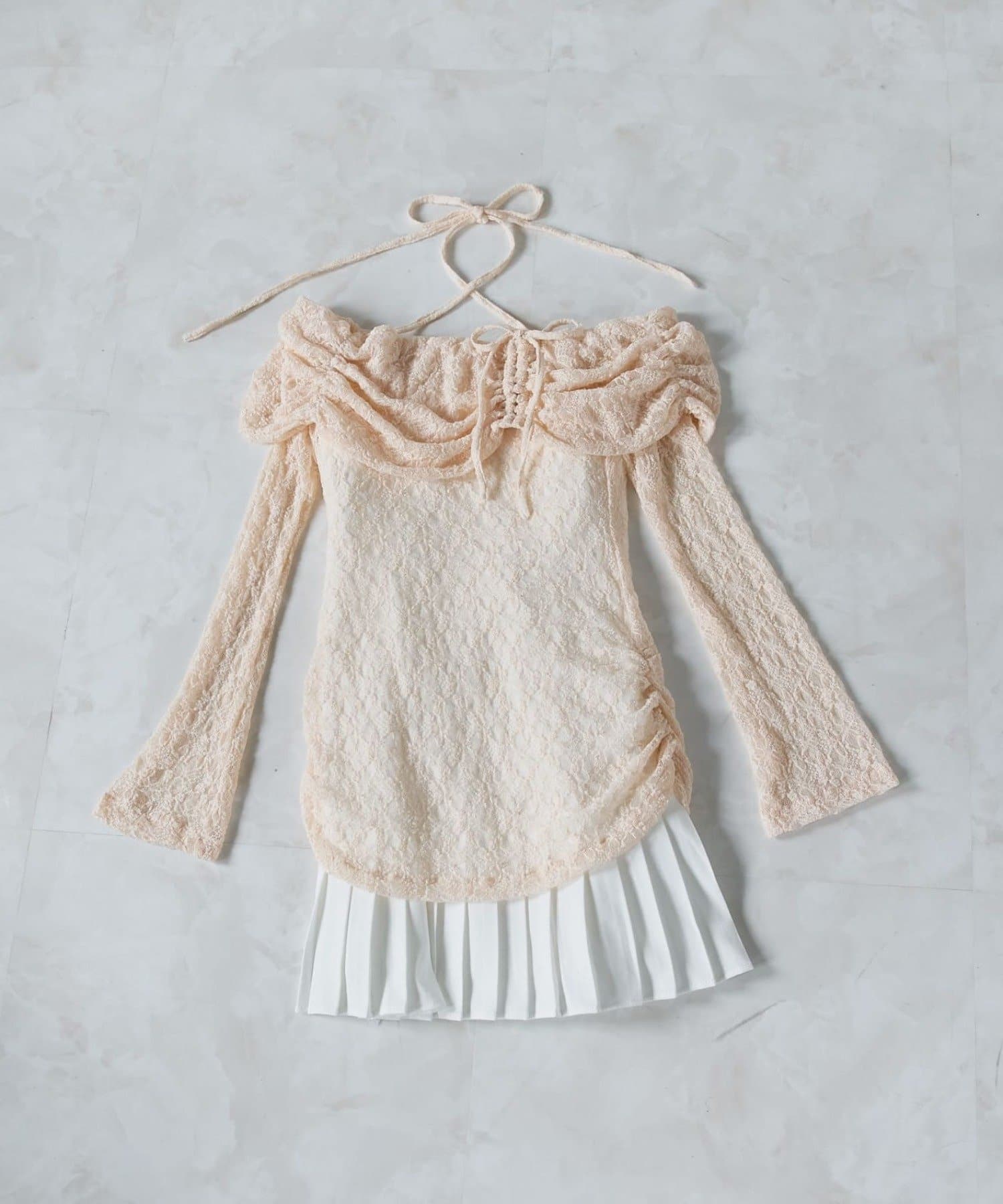 Belle Charme(ベルシャルム) Lace Layered Pleated Onepiece