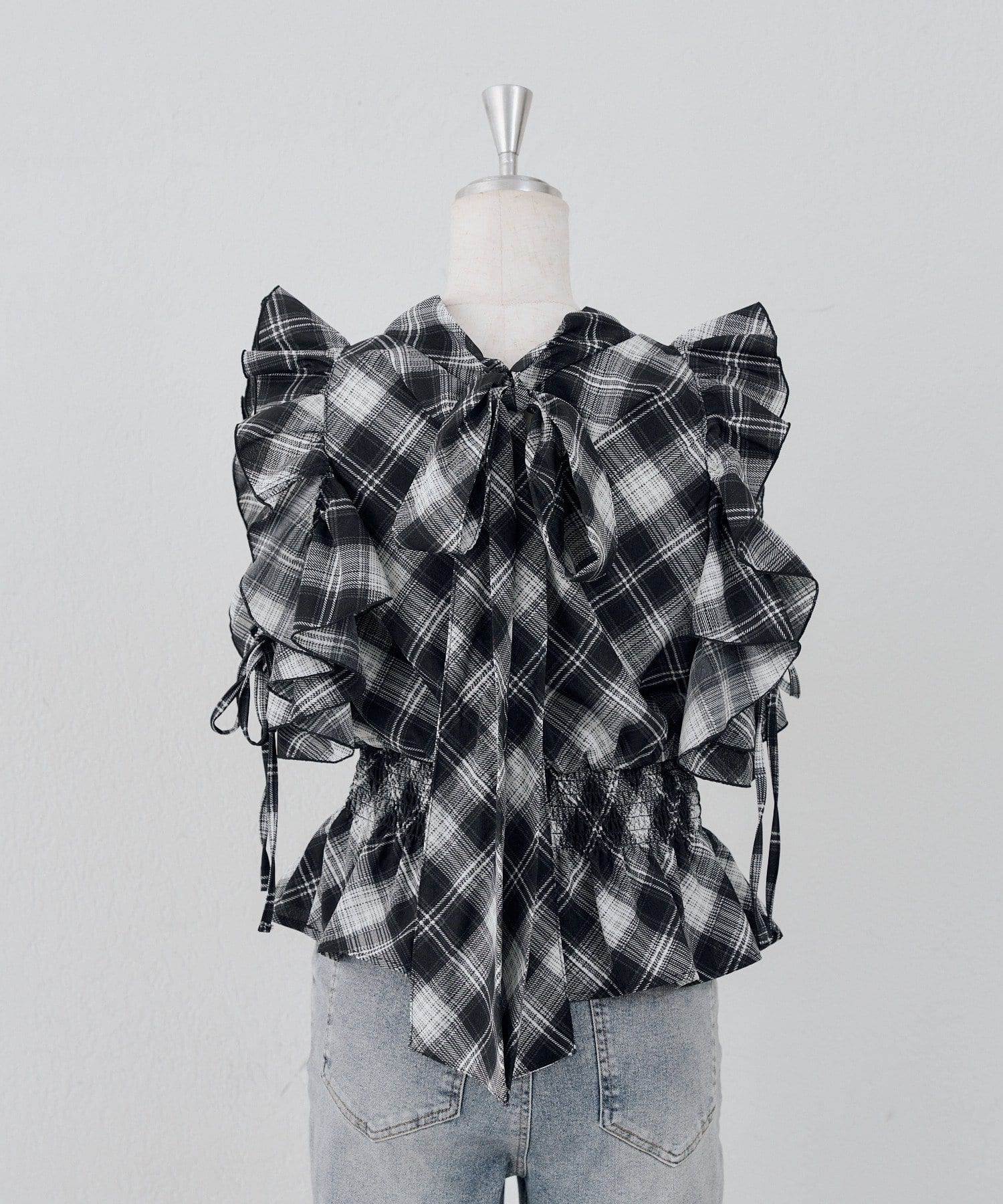 NICE CLAUP / OLIVE des OLIVE OUTLET(ナイスクラップ  / オリーブ デ オリーブ アウトレット) 【ANOTHER BRANCH】シアーチェックフリルオープンショルダーブラウス