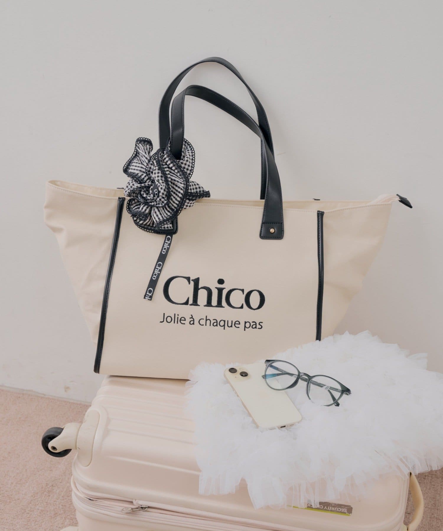 Chico(チコ) ロゴ刺繍トラベルトートバッグ