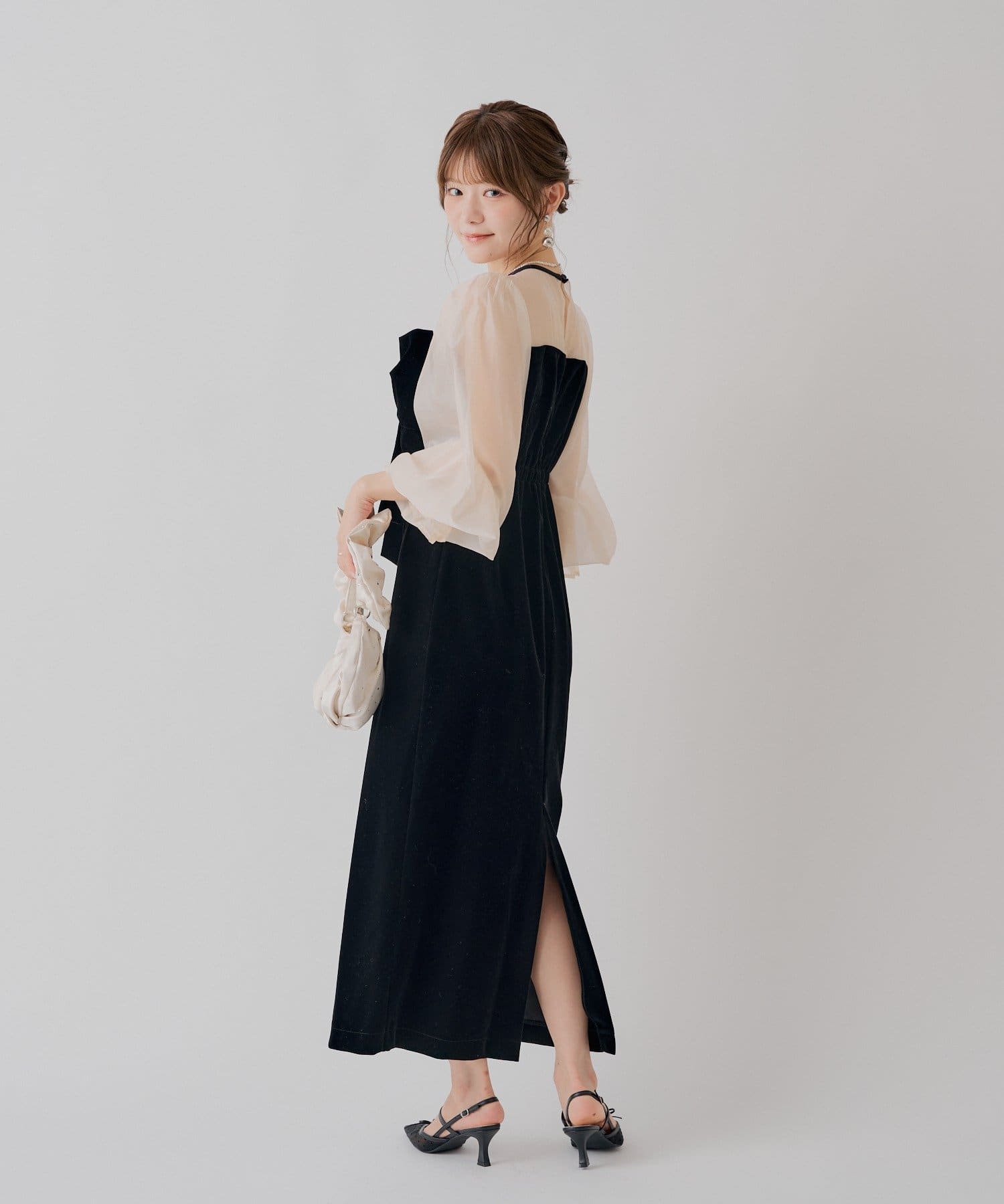 Chico(チコ) 4色/サイズ展開＜オケージョンドレス＞【SALON by Chico】配色シアーリボンベロアワンピース/お気に入り急上昇/ロングセラー/一部店舗限定再入荷