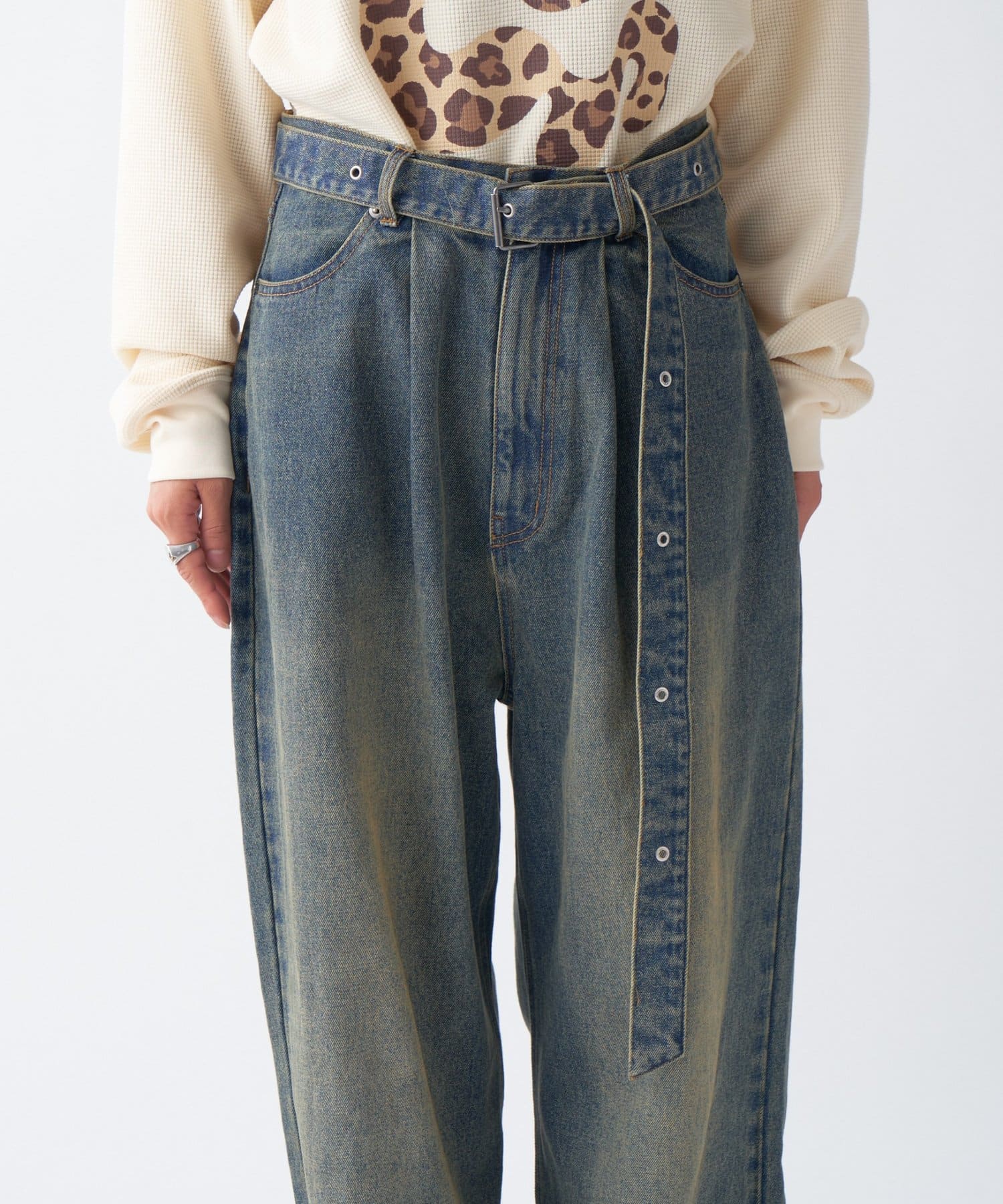 CIAOPANIC TYPY(チャオパニックティピー) 【UNISEX】ベルト付きオーバーダイ加工ワイドデニムパンツ