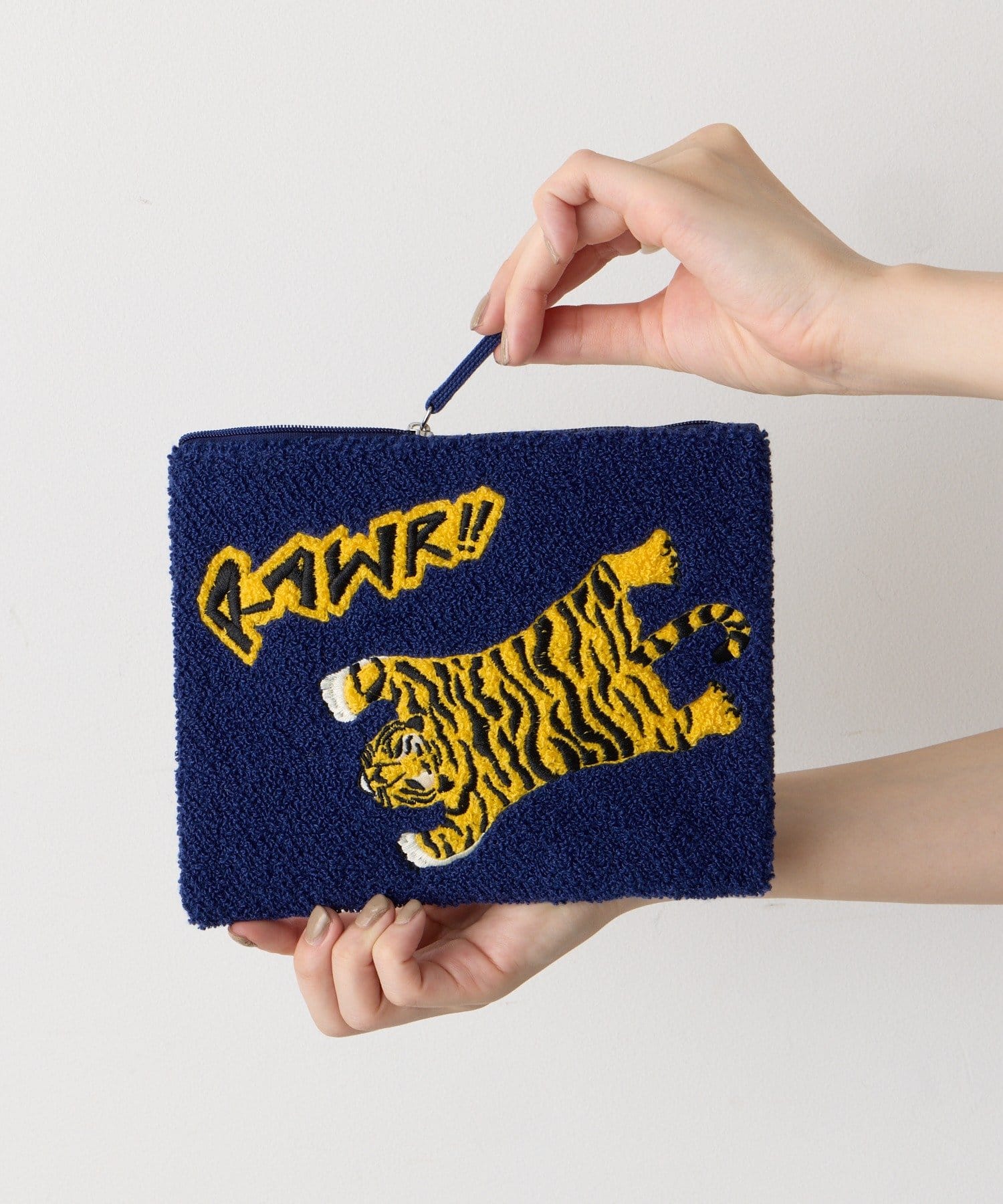 BIRTHDAY BAR(バースデイバー) animal sagara embroidery pouch サガラ刺繍ポーチ