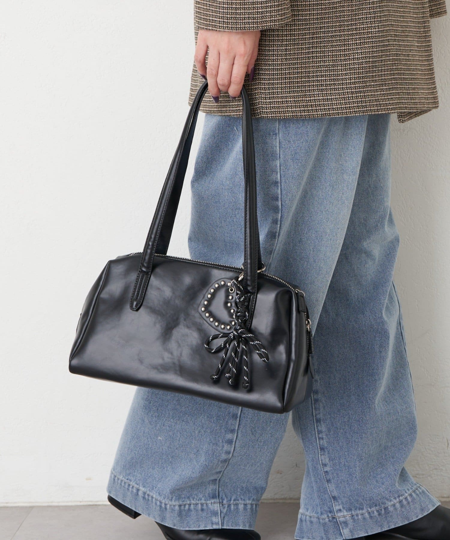 OUTLET(アウトレット) 【CIAOPANIC TYPY】ハートスタッズチャーム付きボストンBAG