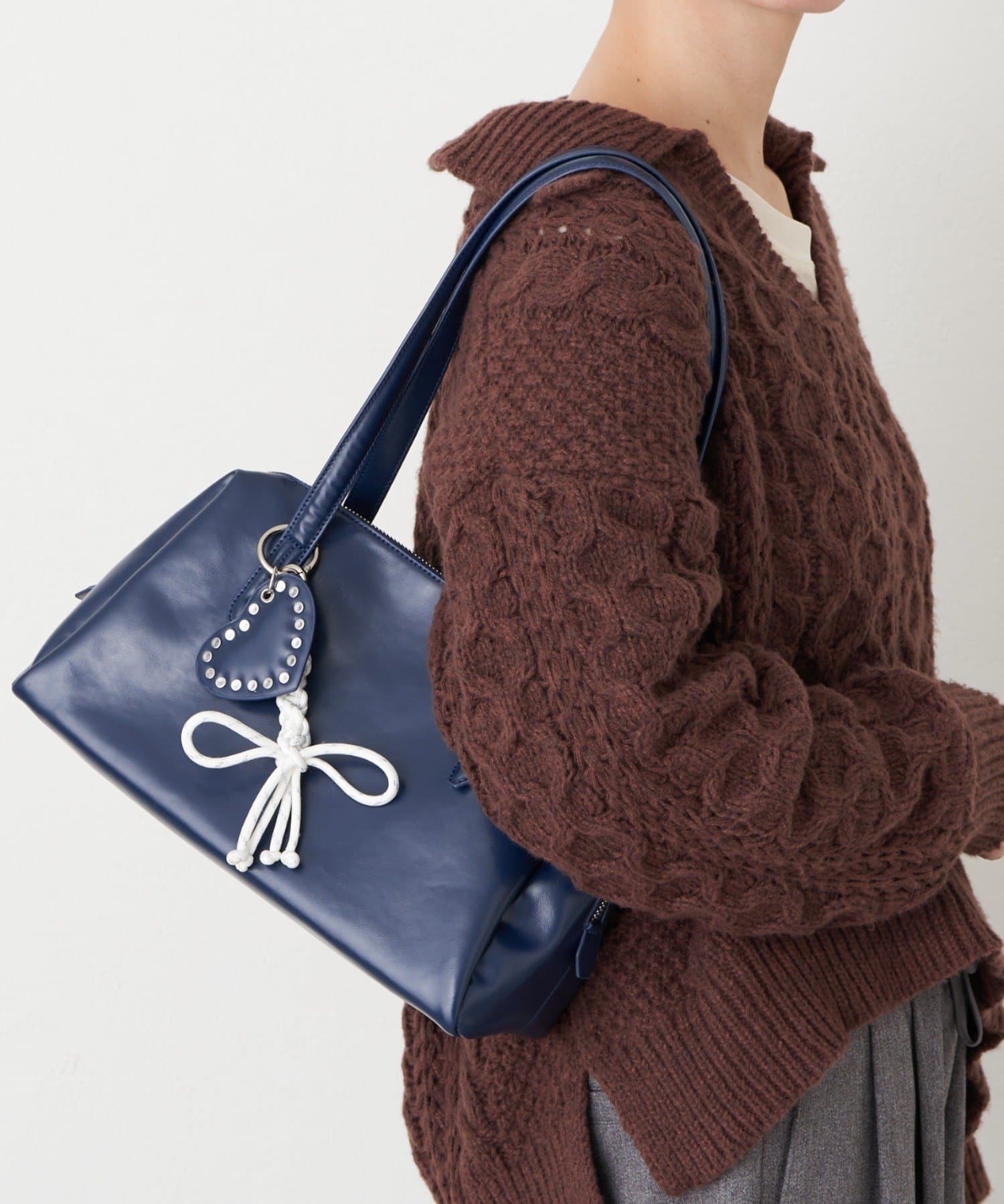 OUTLET(アウトレット) 【CIAOPANIC TYPY】ハートスタッズチャーム付きボストンBAG