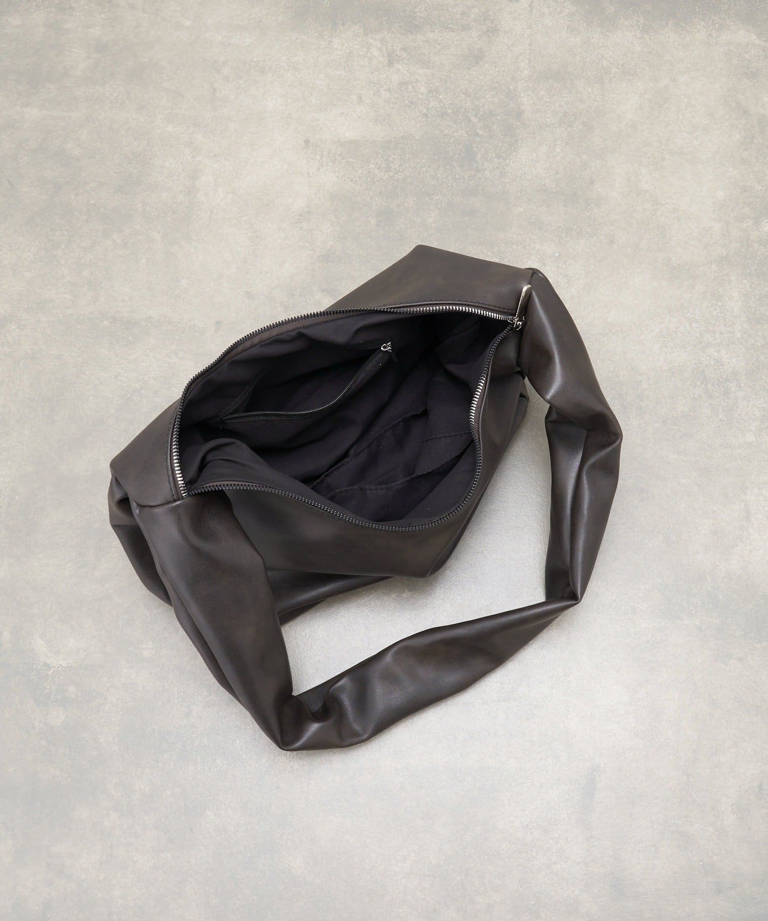 Lattice(ラティス) 【WEB限定/人気の為再入荷！】2WAYギャザーショルダーバッグ