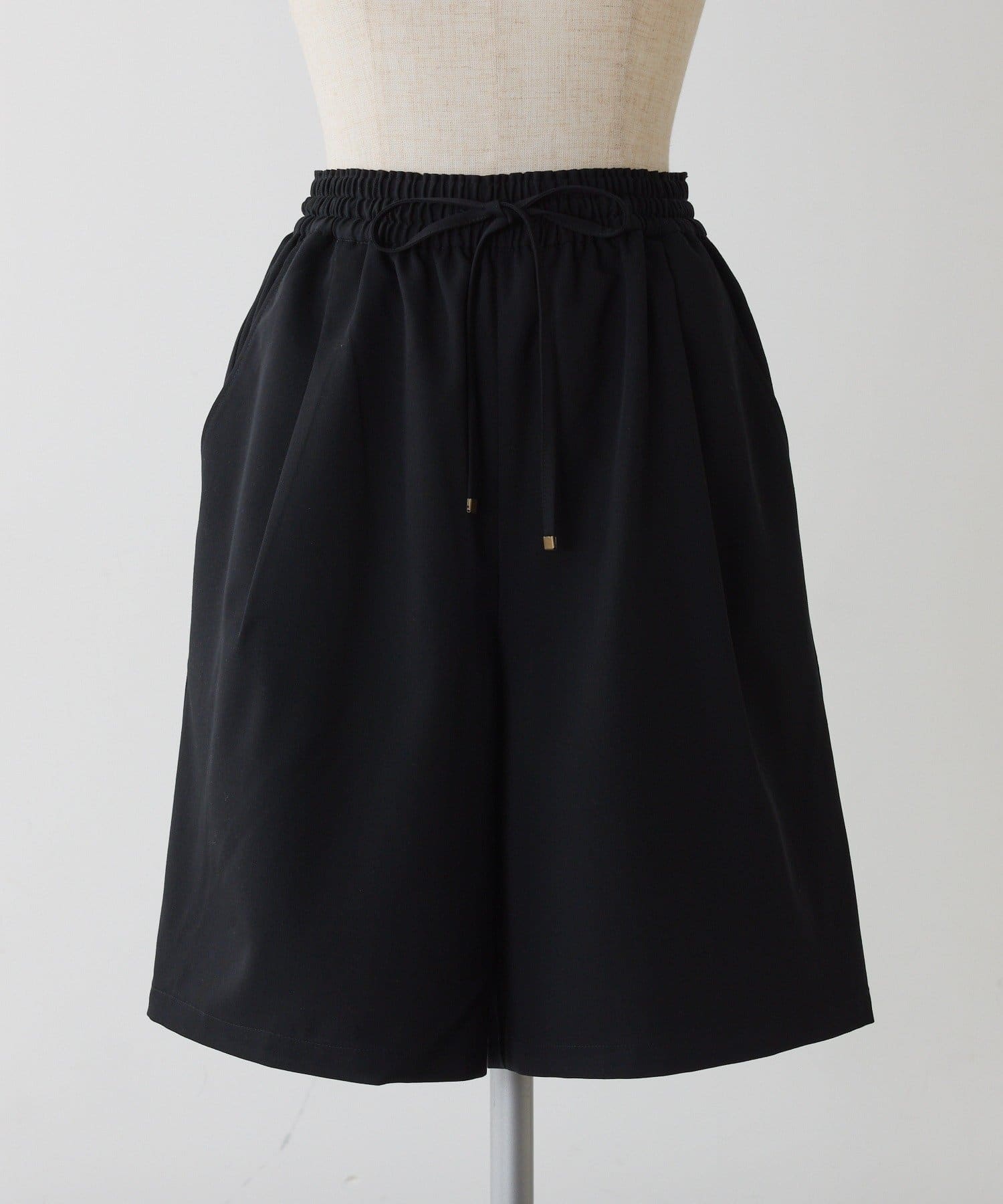NICE CLAUP / OLIVE des OLIVE OUTLET(ナイスクラップ  / オリーブ デ オリーブ アウトレット) 【PUAL CE CIN】ウエストドロスト１タックバミューダパンツ