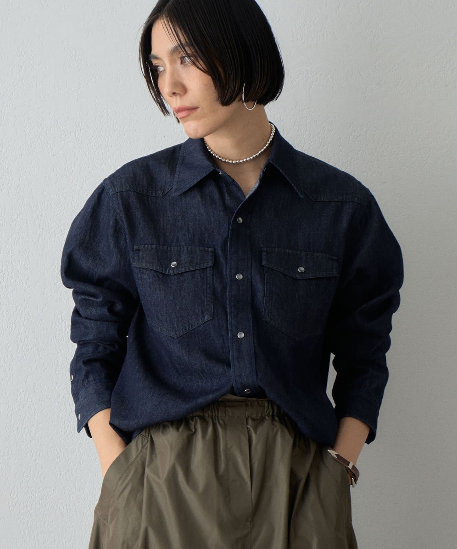 Whim Gazette(ウィム ガゼット) 〈インフルエンサーコラボ〉【Drawing Numbers】コットンリヨセルデニムシャツ