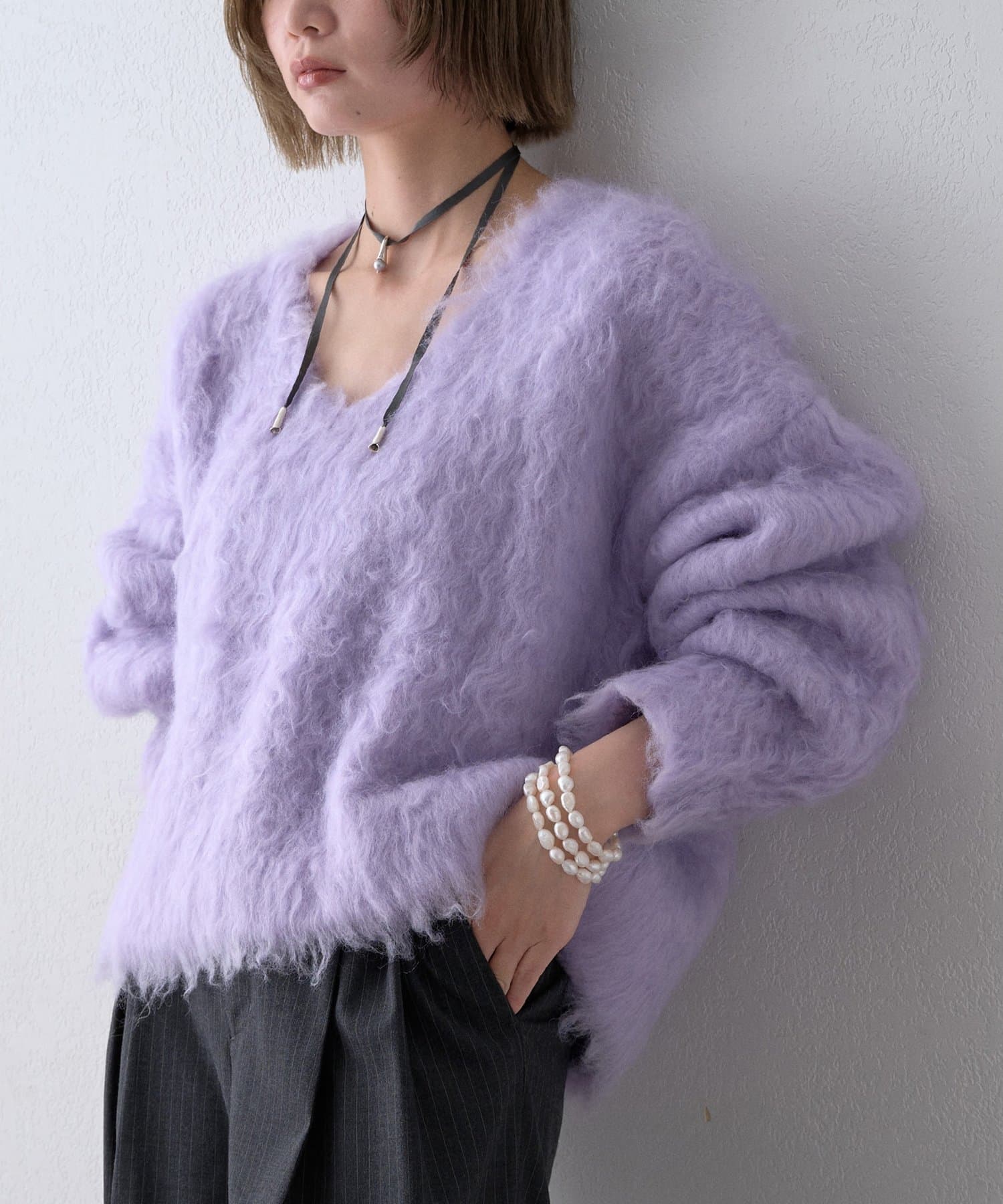 Whim Gazette(ウィム ガゼット) 〈WEB限定〉【THE PAUSE】シャギーVネックプルオーバー