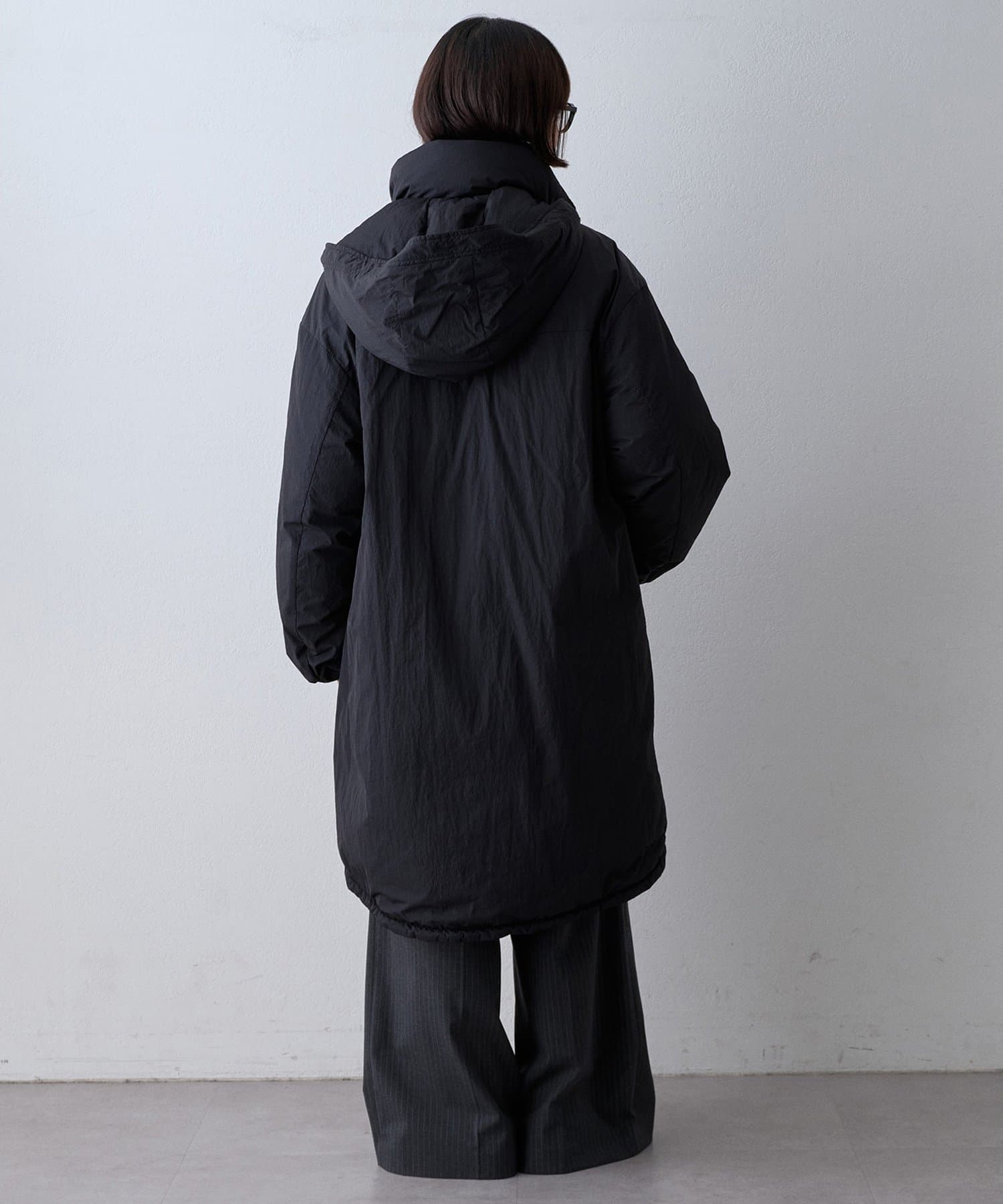 Whim Gazette(ウィム ガゼット) 〈WEB限定〉【THE PAUSE】フードロングダウンコート