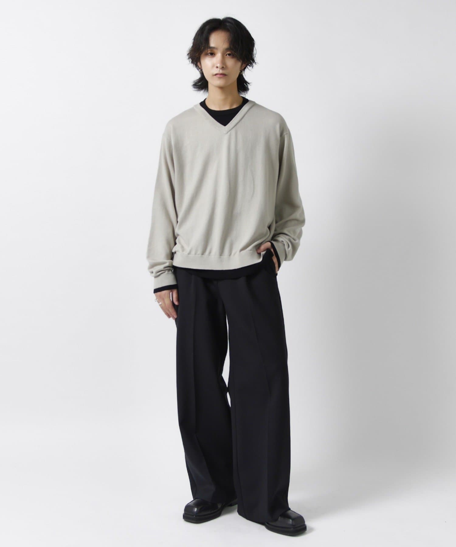 Lui's(ルイス) コットンVネックレイヤードニット