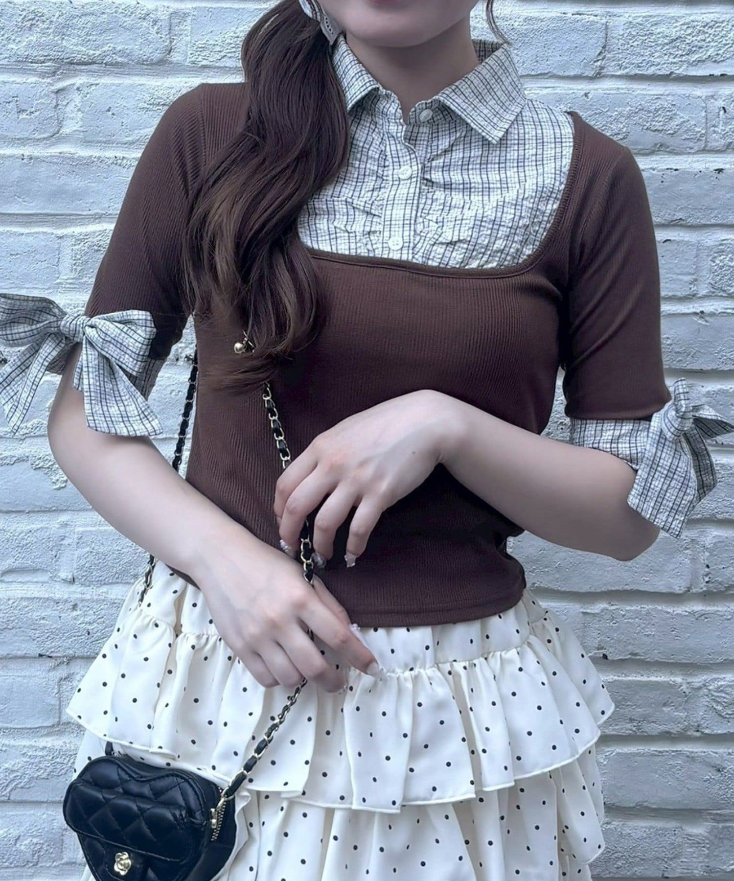 NICE CLAUP / OLIVE des OLIVE OUTLET(ナイスクラップ  / オリーブ デ オリーブ アウトレット) 【continuer】リボン付きレイヤード風ラメトップス