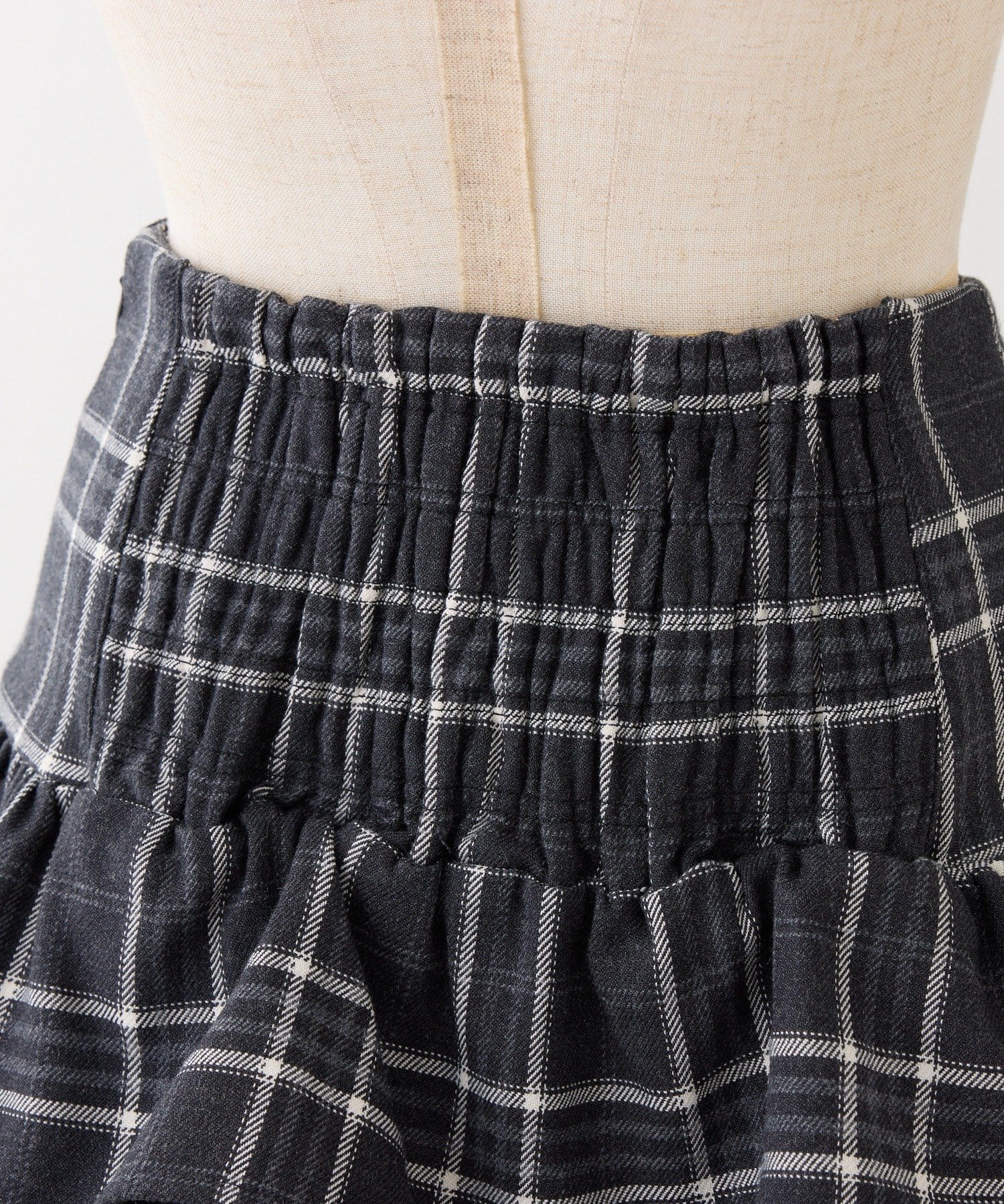 one after another NICE CLAUP(ワンアフターアナザー ナイスクラップ) 【SMサイズ展開】ナポレオンフリルミニスカート