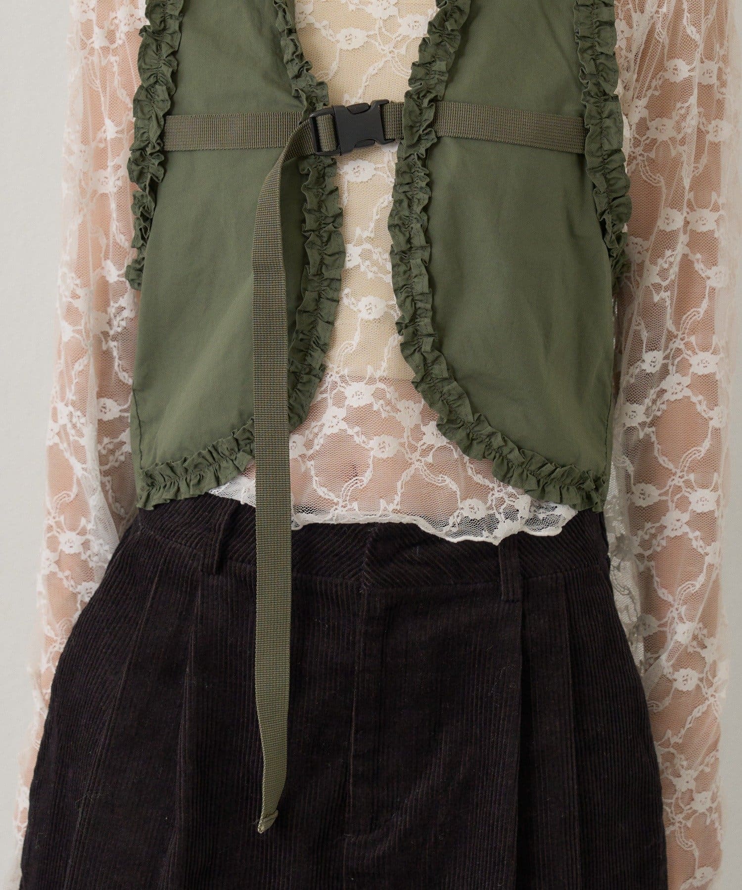 Kastane(カスタネ) 【8.28(金)17：00～8.30(日)23：59限定発売】limited frill vest