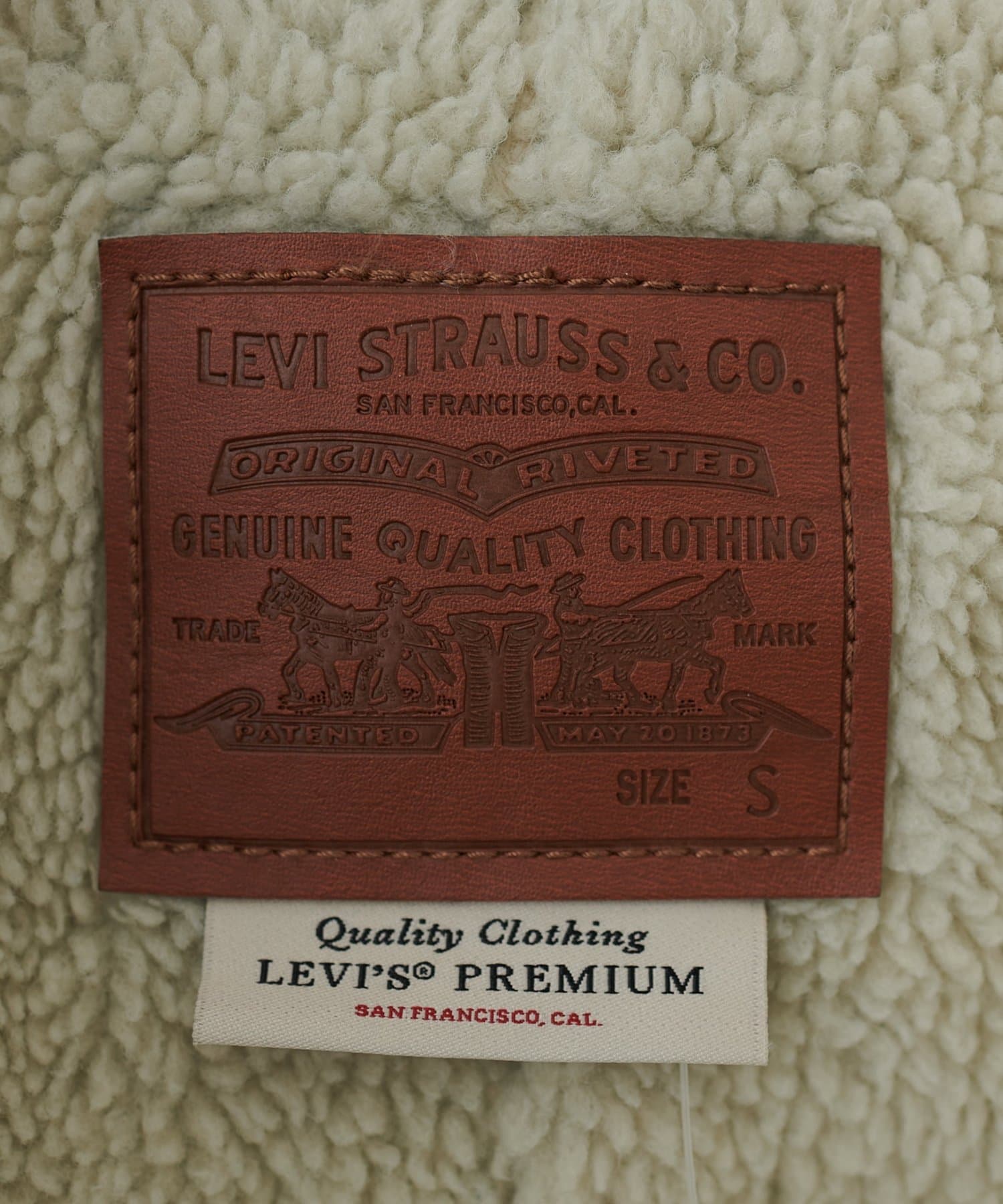 DISCOAT(ディスコート) Levi's COLLARLESS CROP TRUCKER