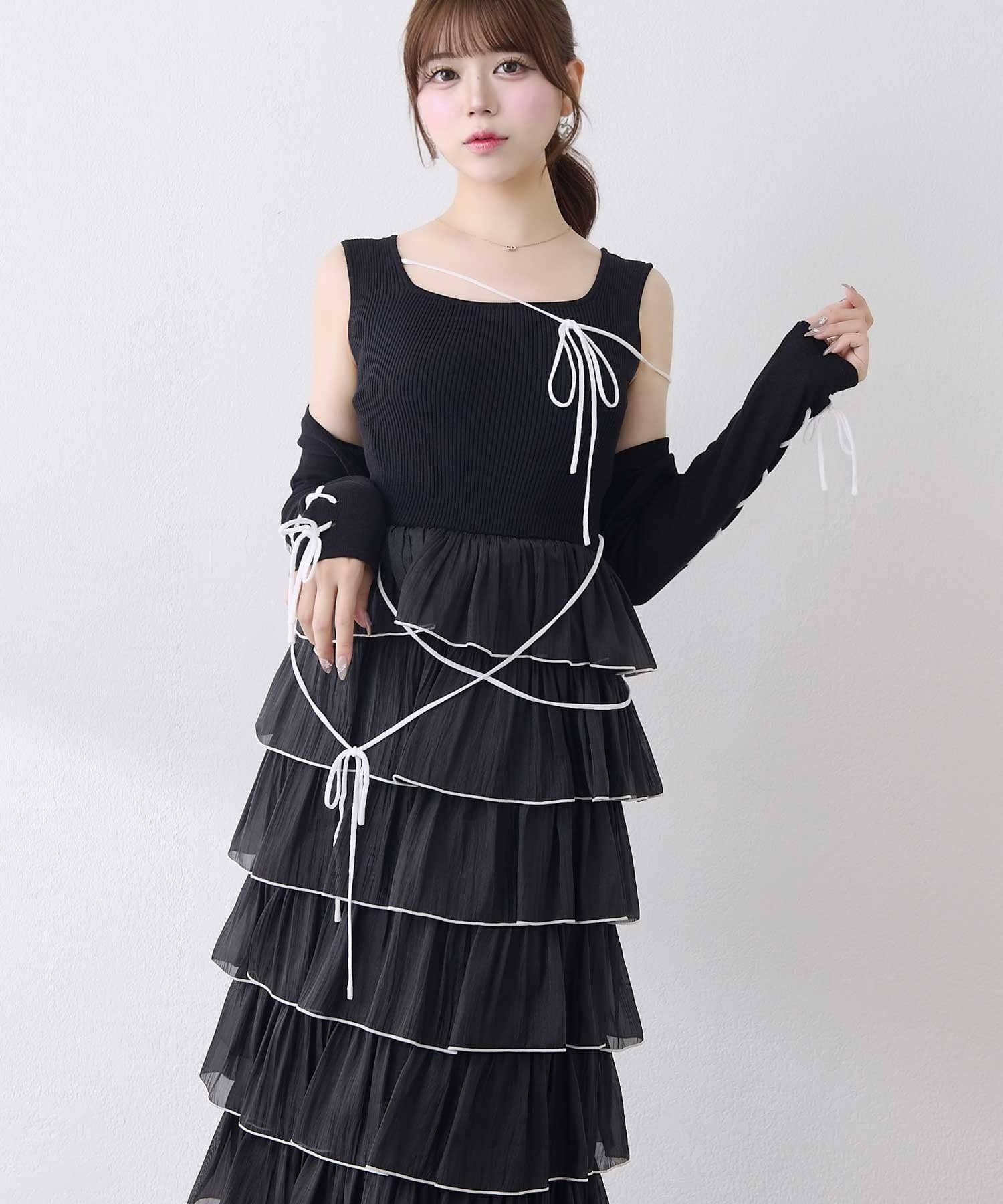 Belle Charme(ベルシャルム) Multi Tiered Frill Onepiece